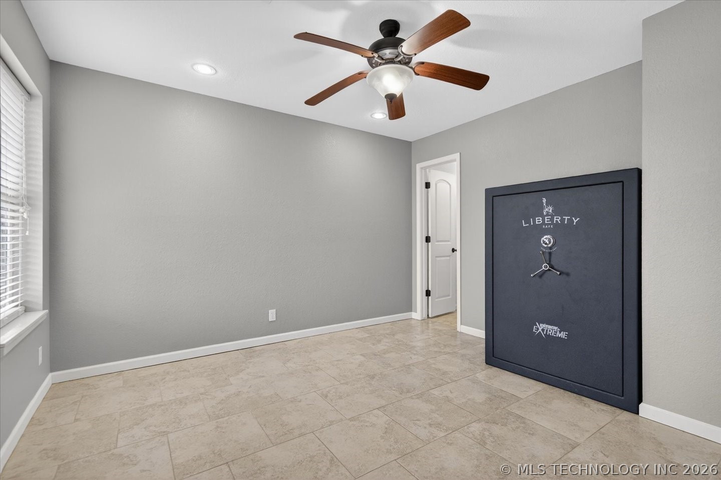 618 Kenwood Drive Property Photo 37