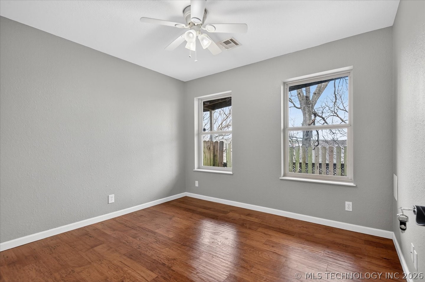 618 Kenwood Drive Property Photo 39
