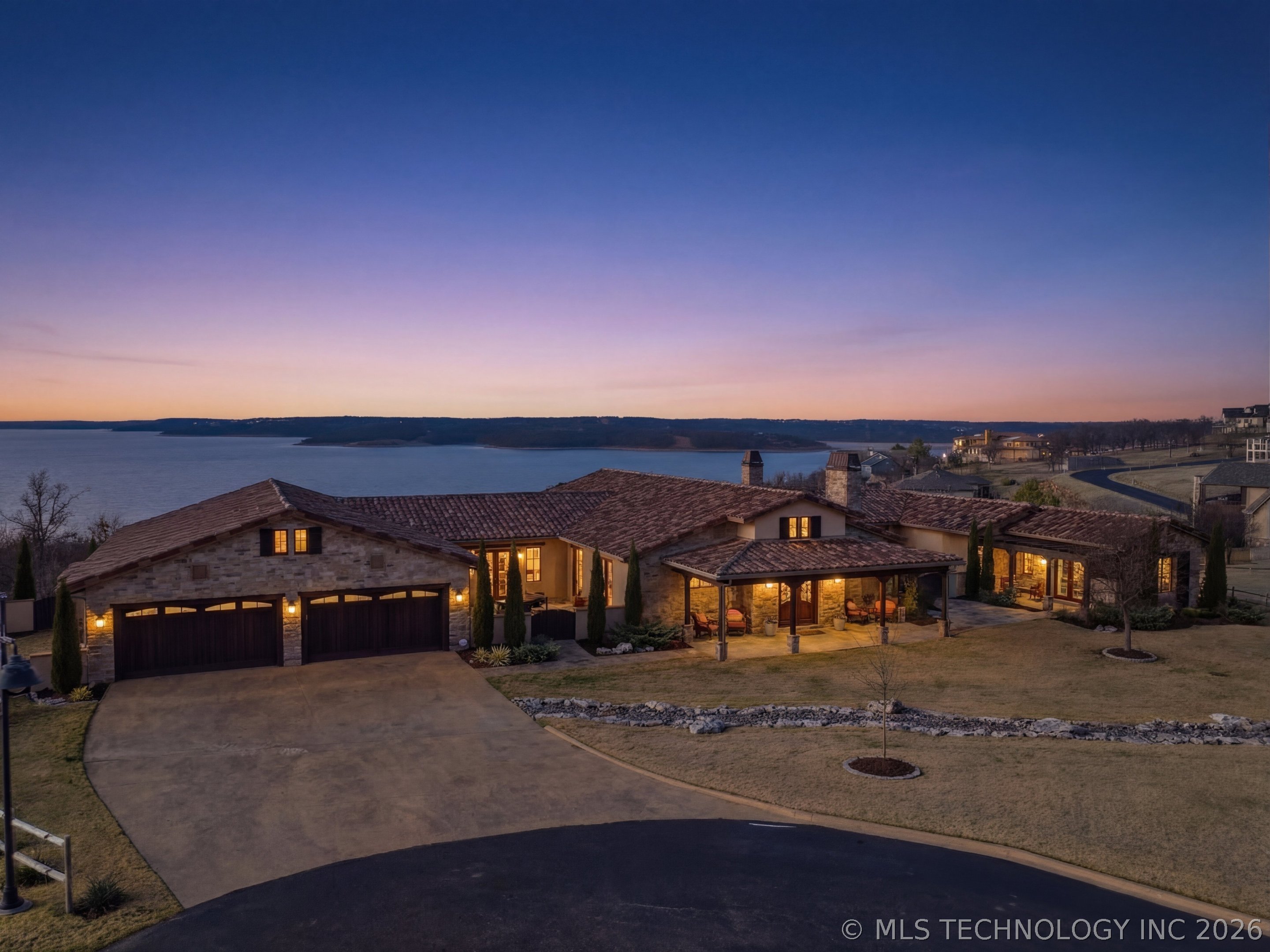 9639 Horizon Circle Property Photo 1