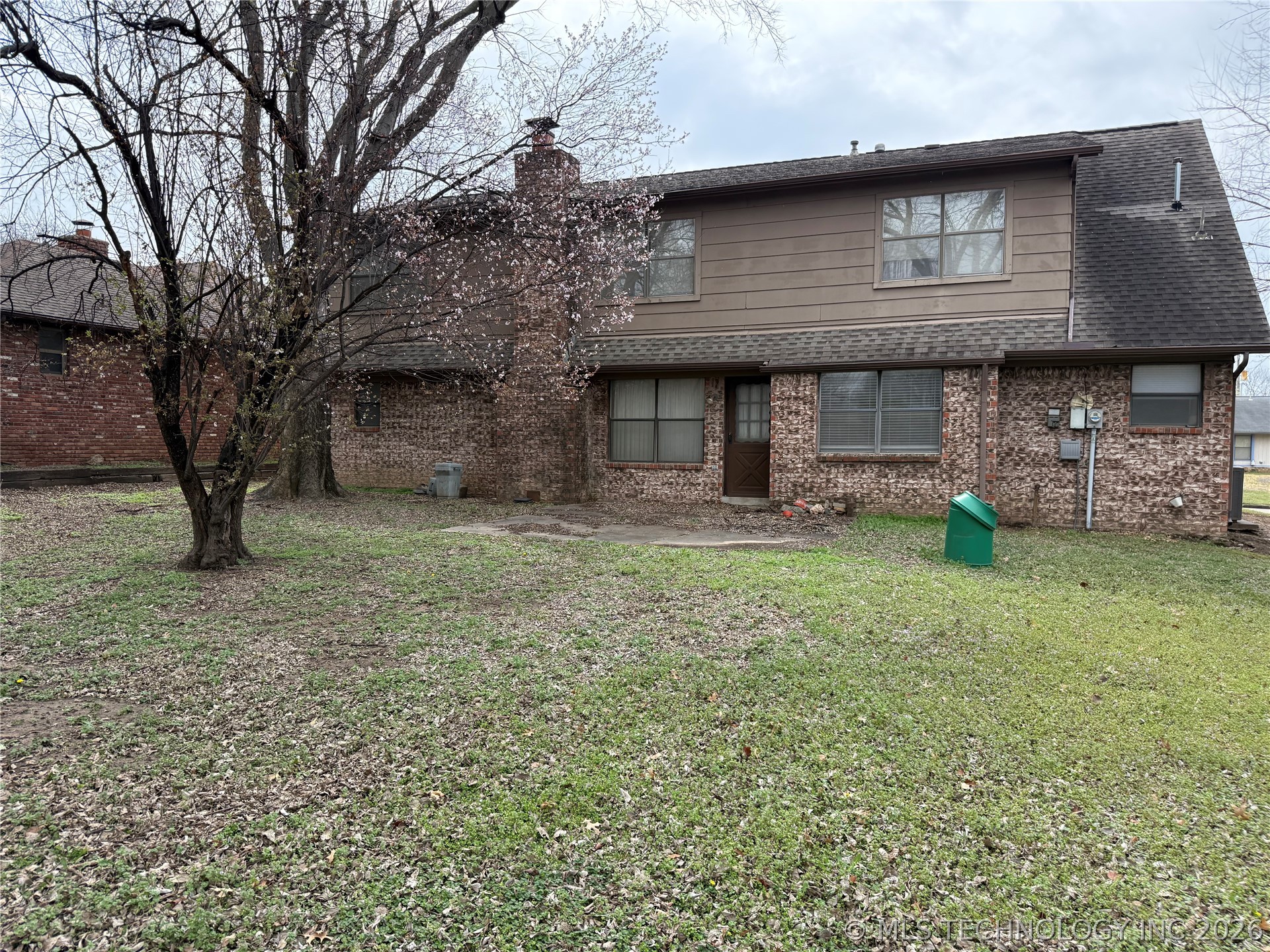 1600 W Pittsburg Street Property Photo 31
