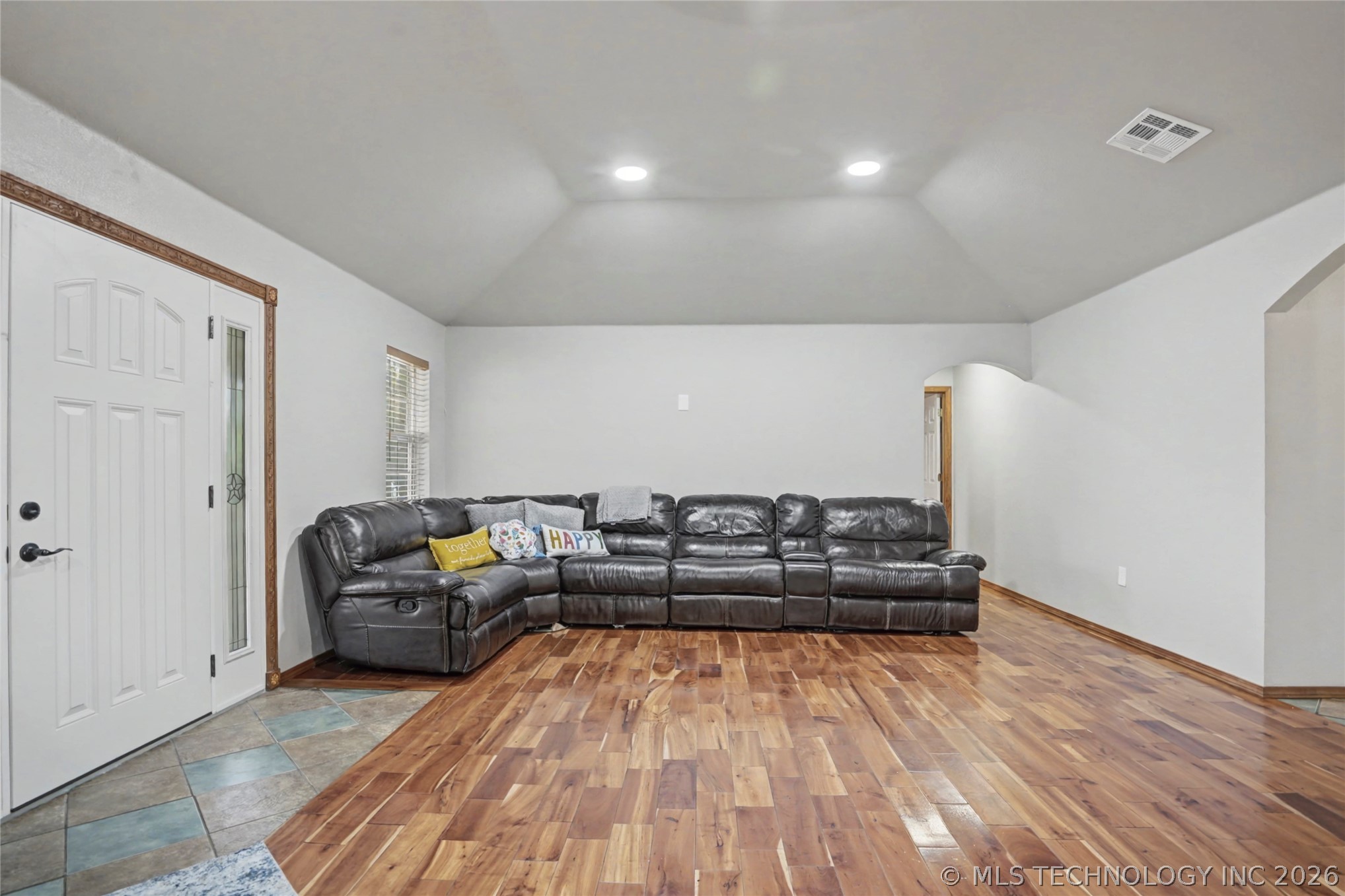 15905 S 257th West Avenue Property Photo 4