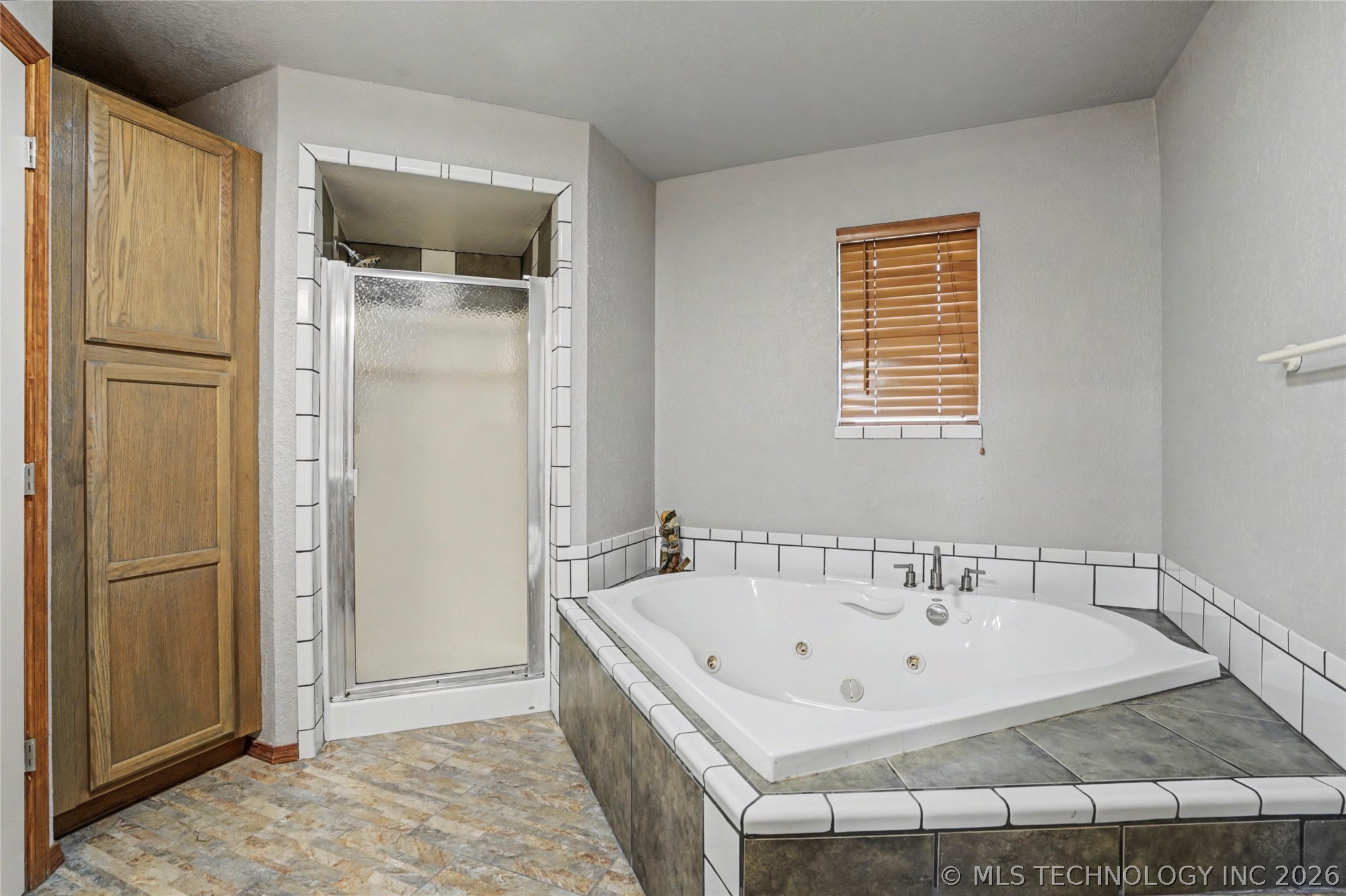 15905 S 257th West Avenue Property Photo 16
