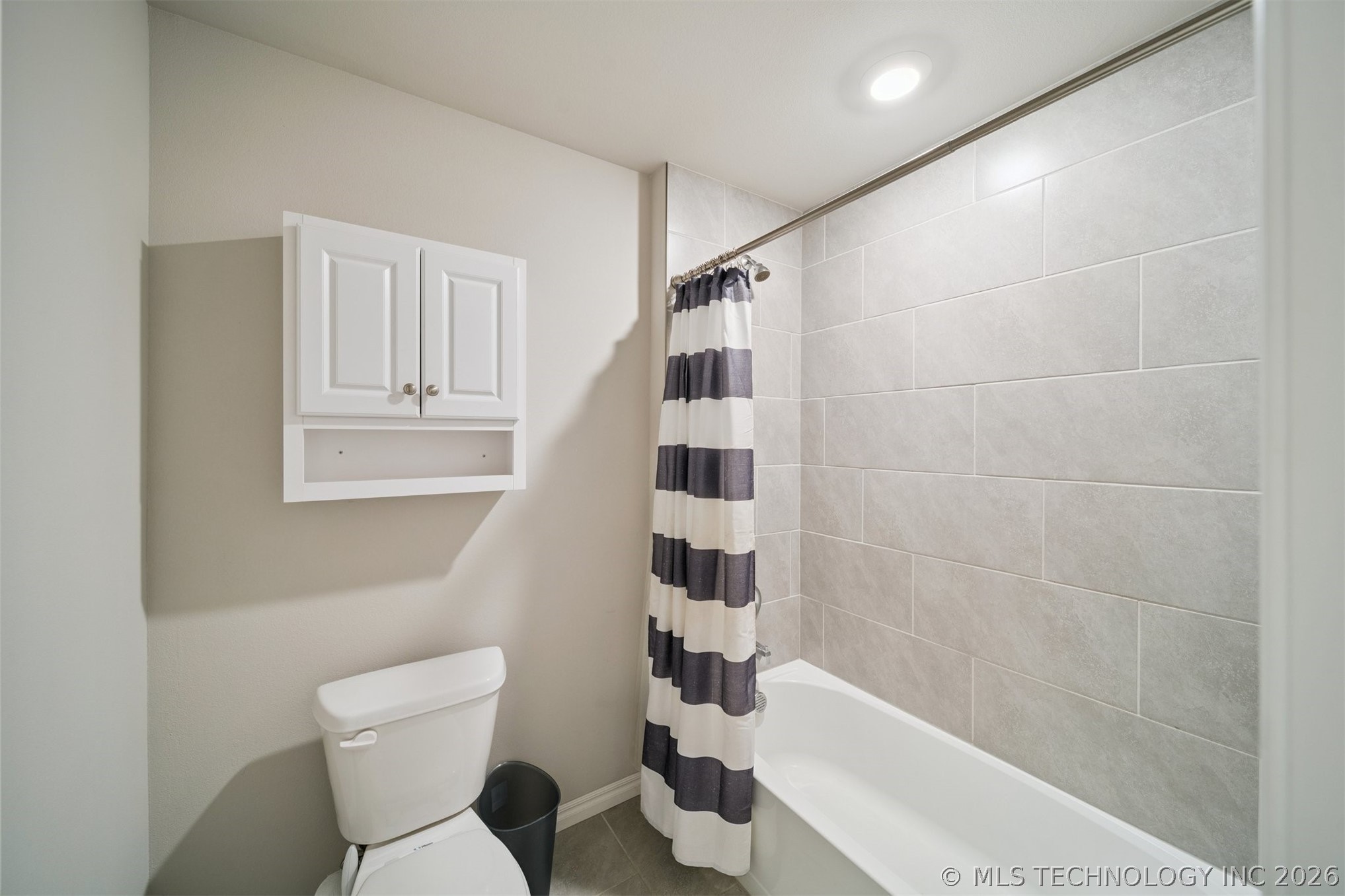 15408 S 69th East Place Property Photo 9