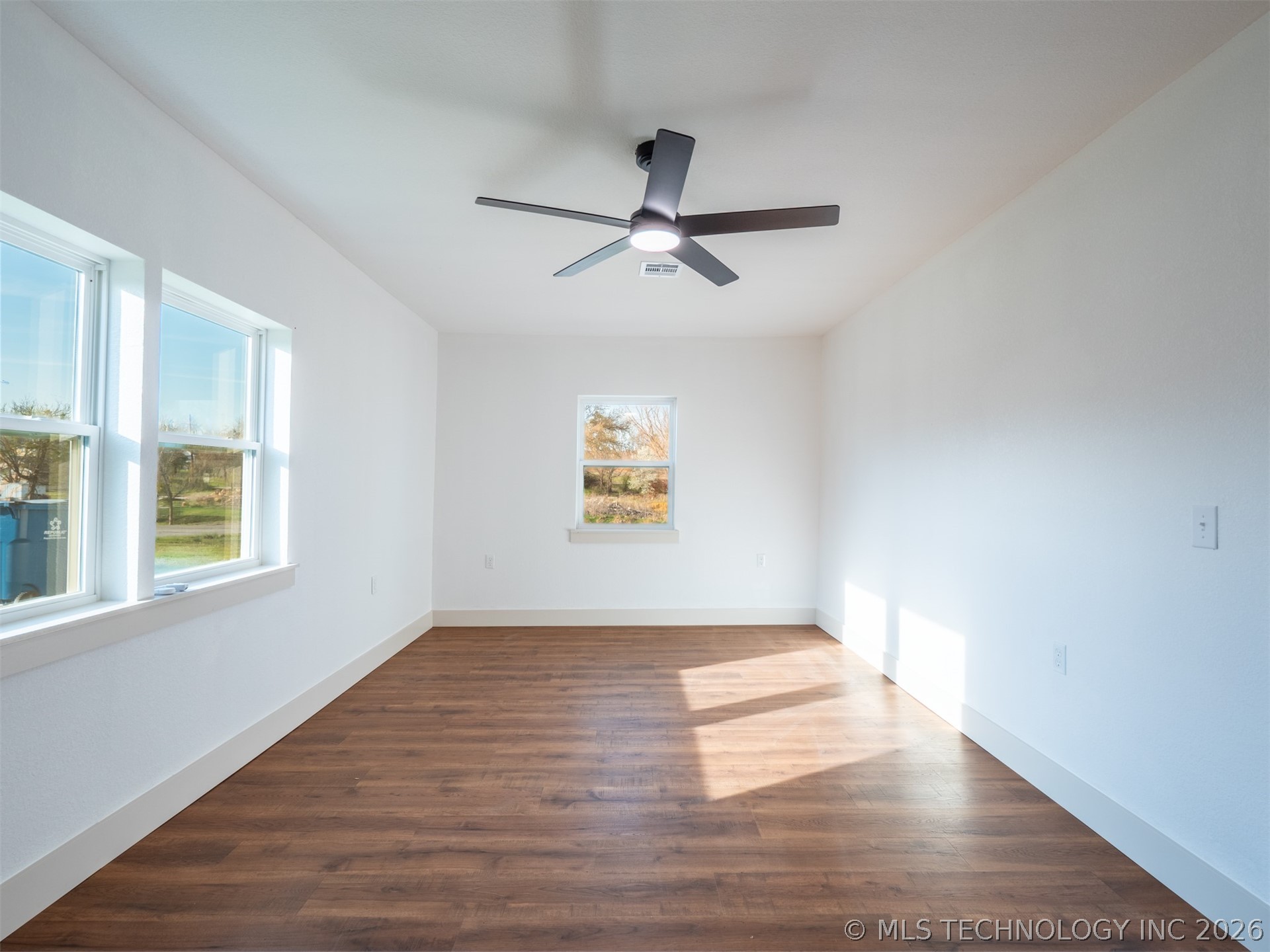 102 W Polk Property Photo 16