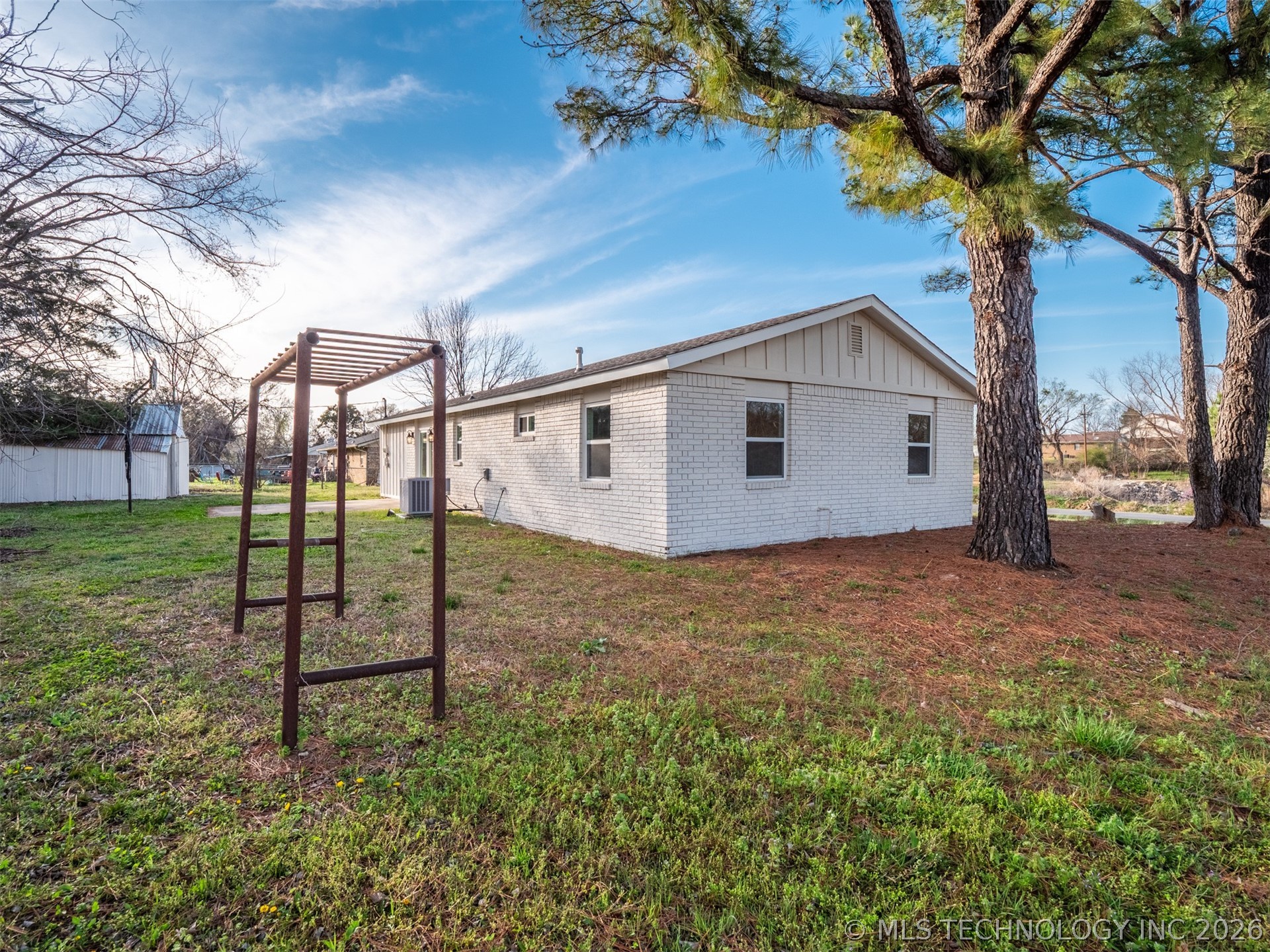 102 W Polk Property Photo 31