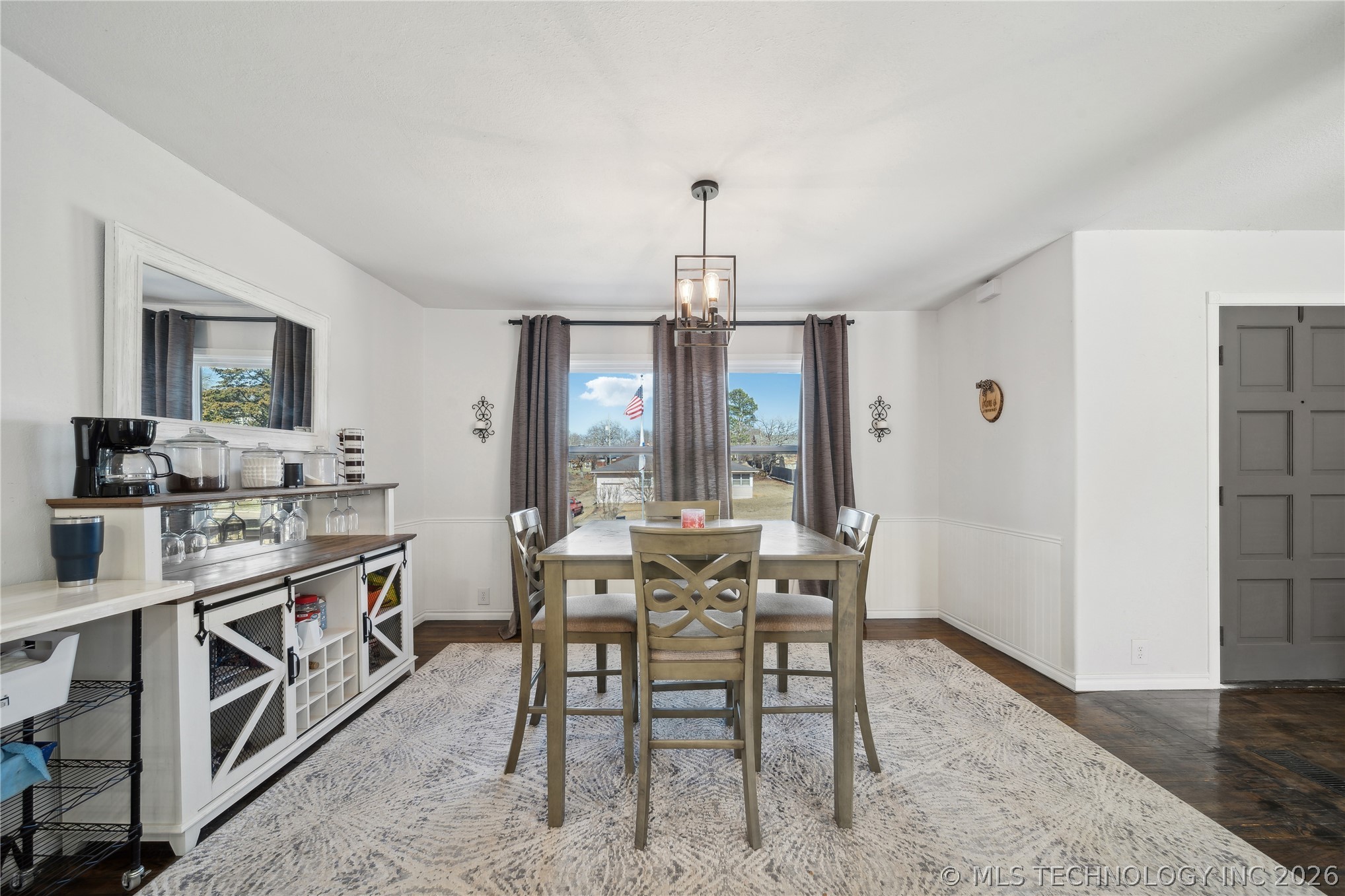 1504 E Miami Avenue Property Photo 10