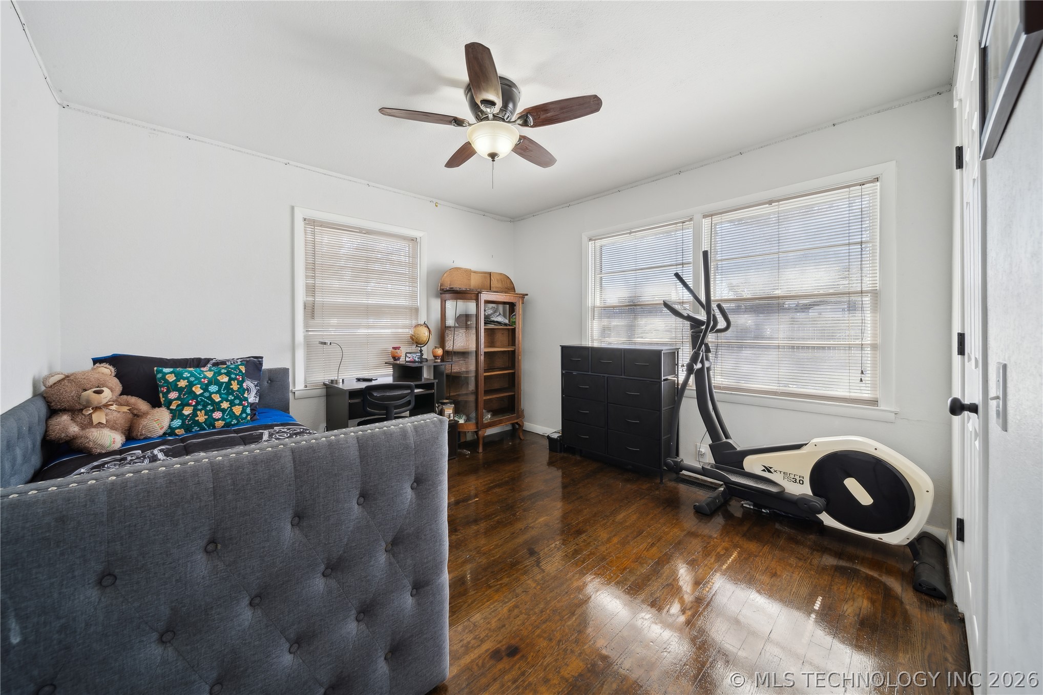 1504 E Miami Avenue Property Photo 15