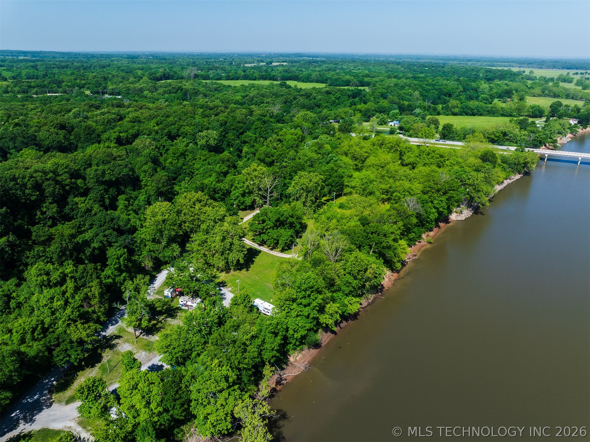 9596 N 447 Road Property Photo 4