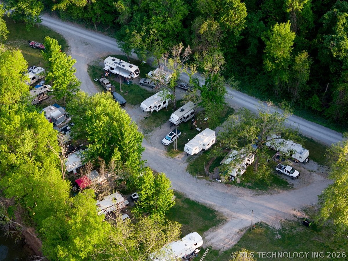 9596 N 447 Road Property Photo 5