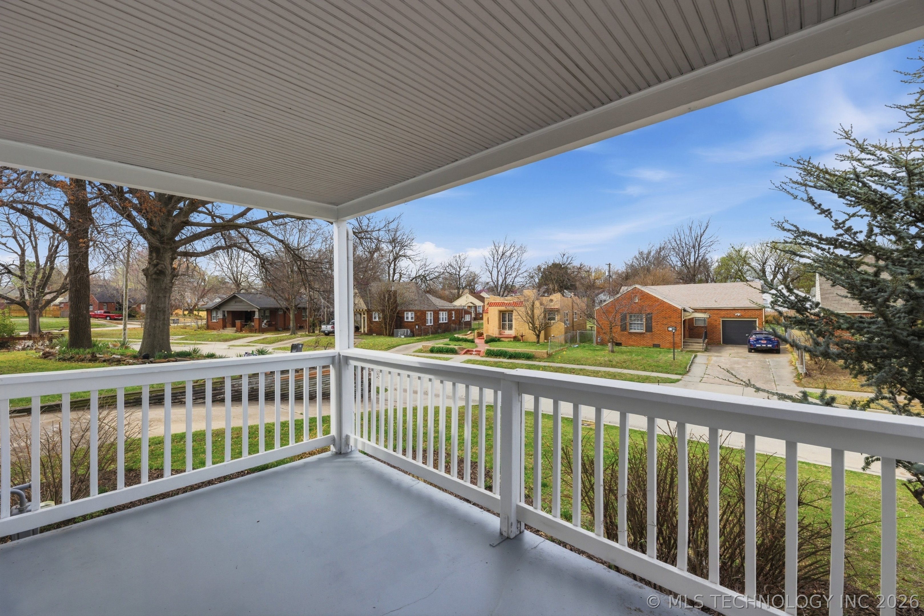 111 Waverly Drive Property Photo 3
