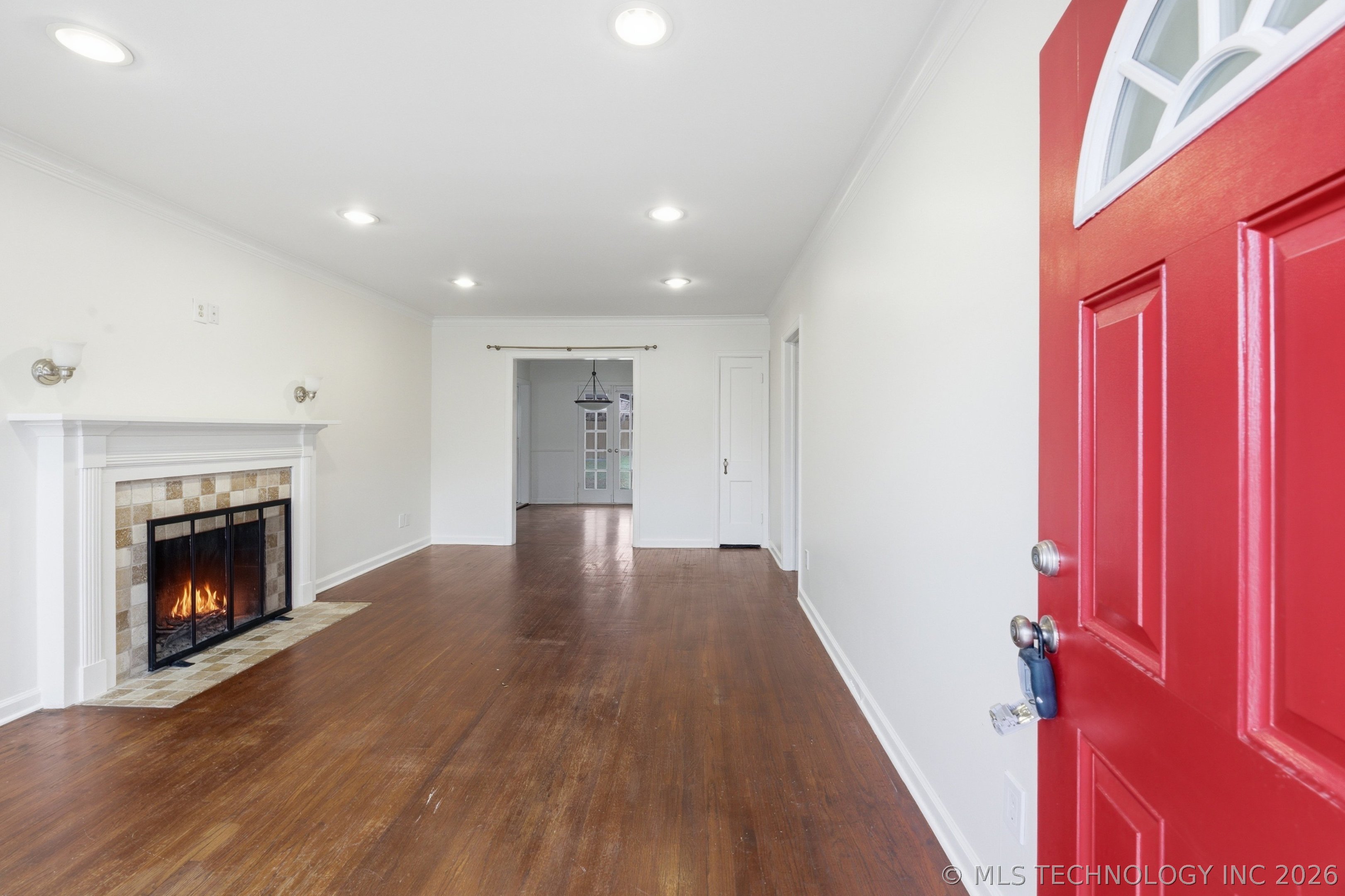 111 Waverly Drive Property Photo 4