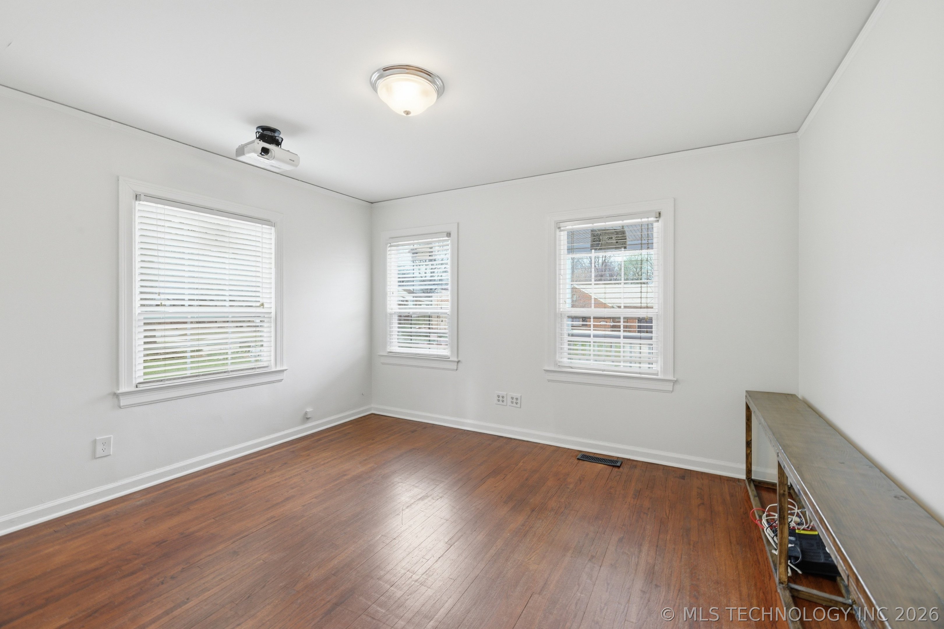 111 Waverly Drive Property Photo 14