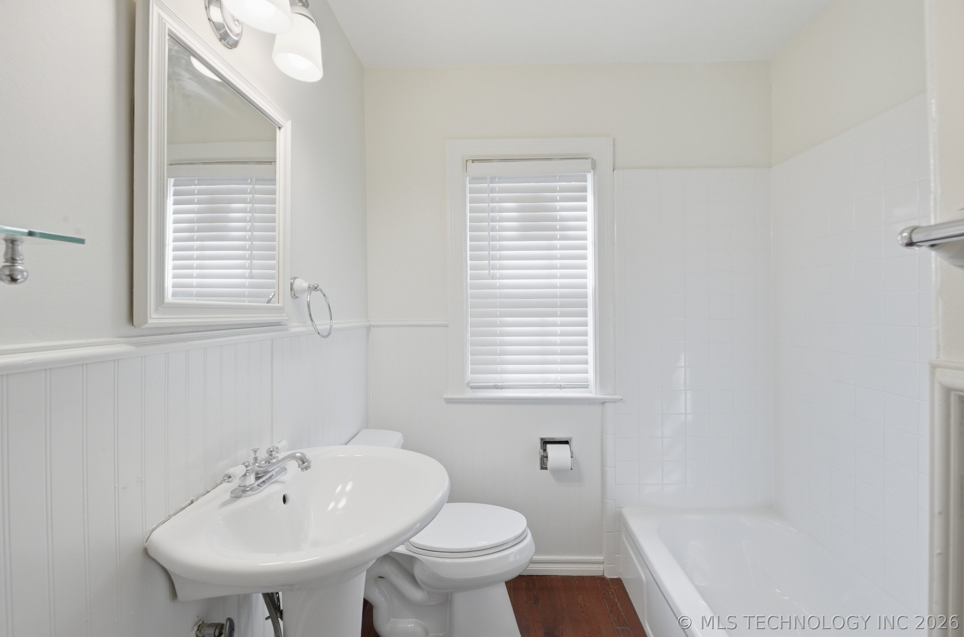 111 Waverly Drive Property Photo 17