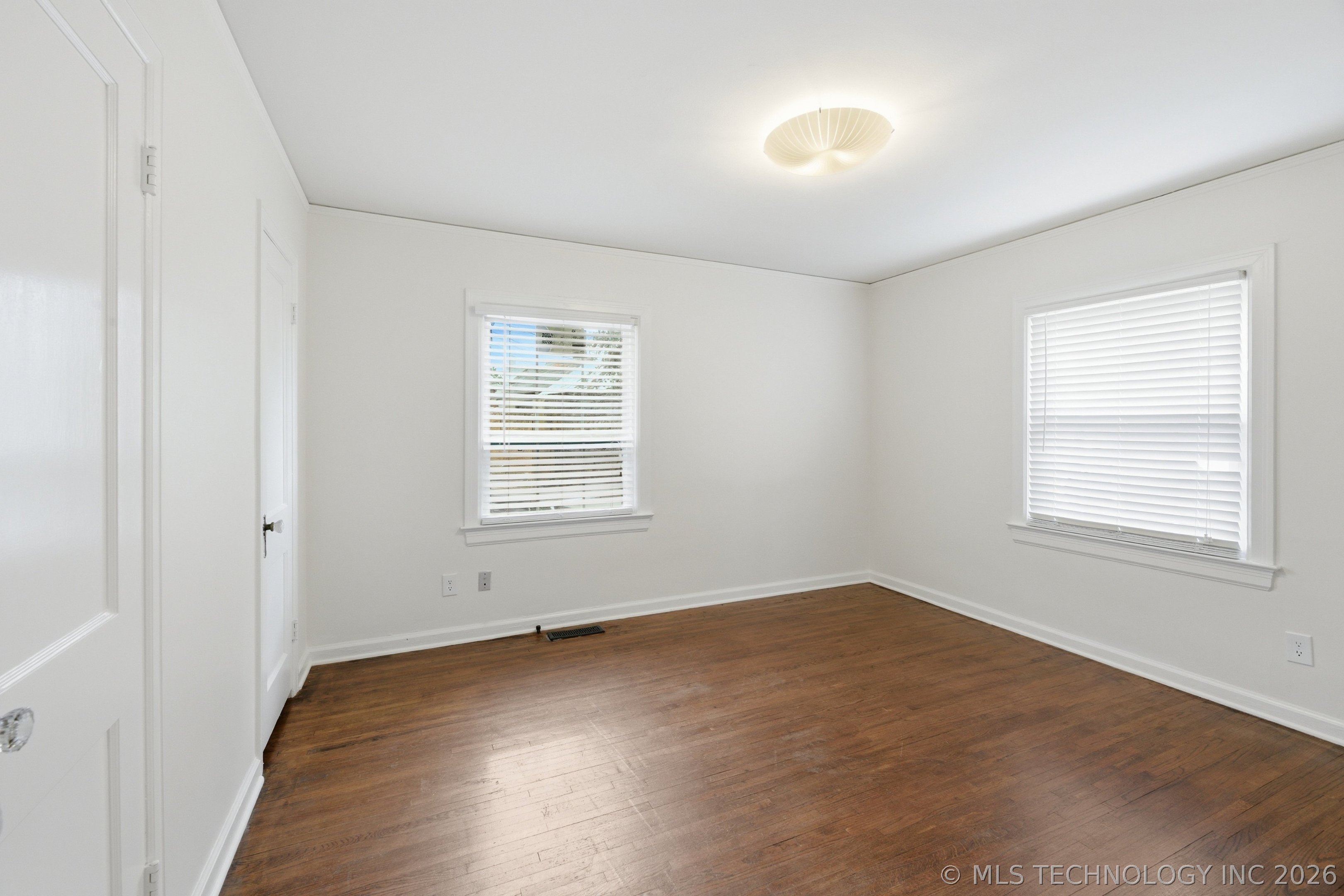 111 Waverly Drive Property Photo 18