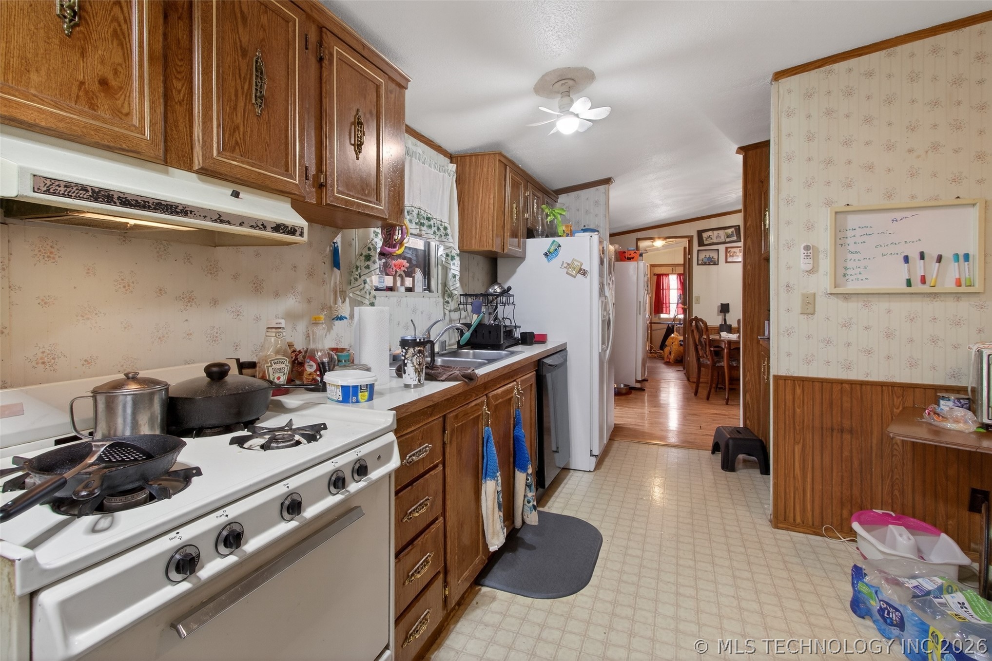9838 S 4392 Property Photo 12