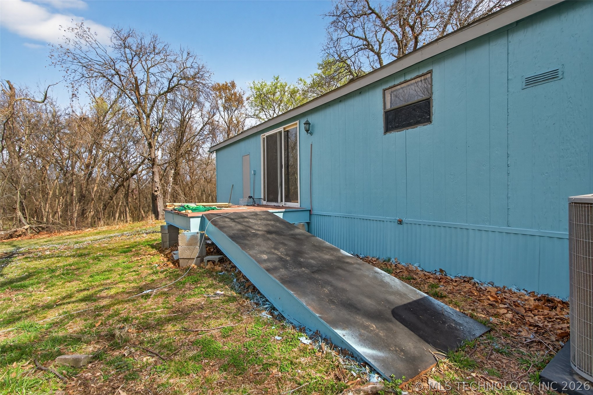 9838 S 4392 Property Photo 31