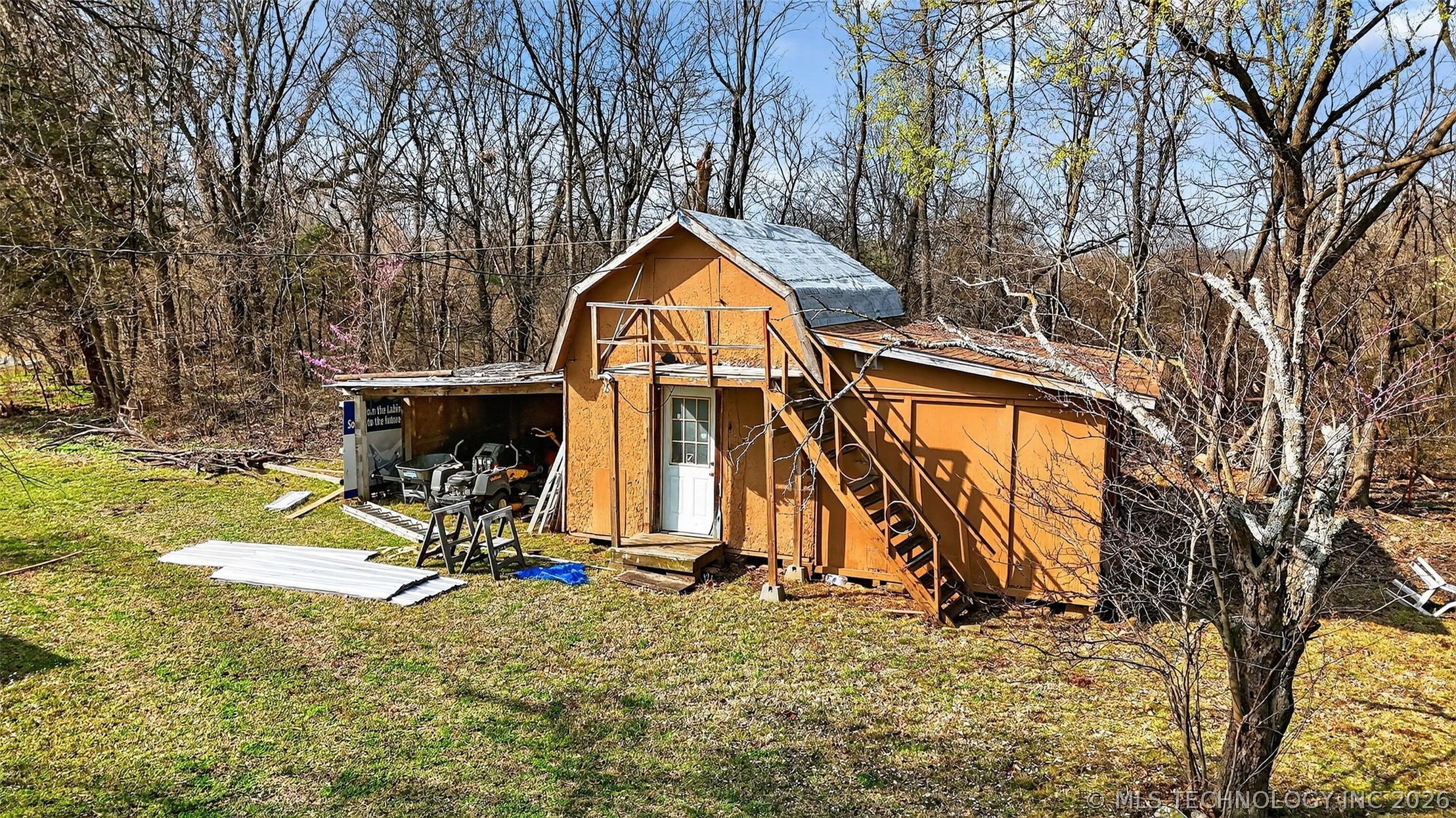 9838 S 4392 Property Photo 37