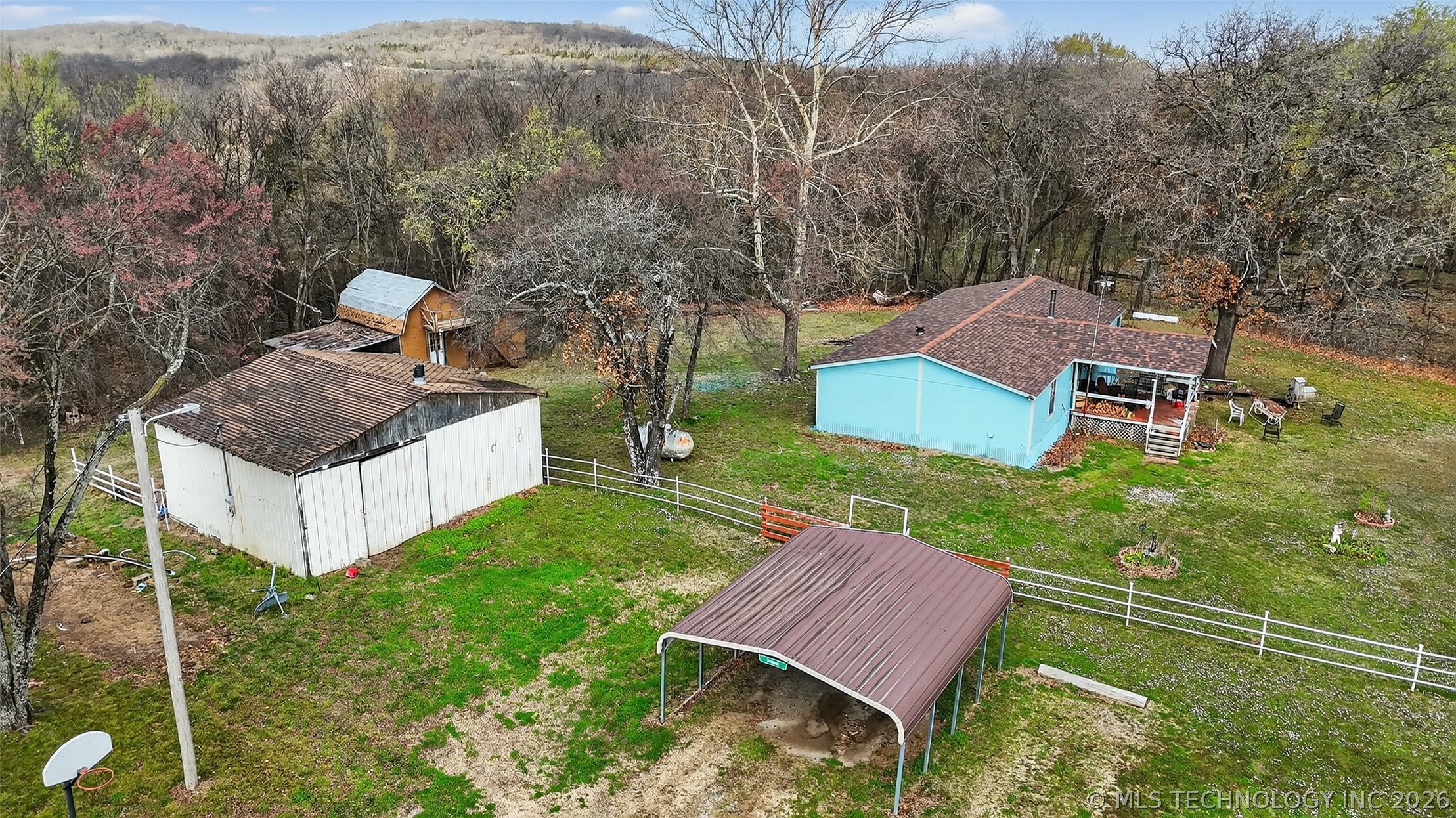 9838 S 4392 Property Photo 44