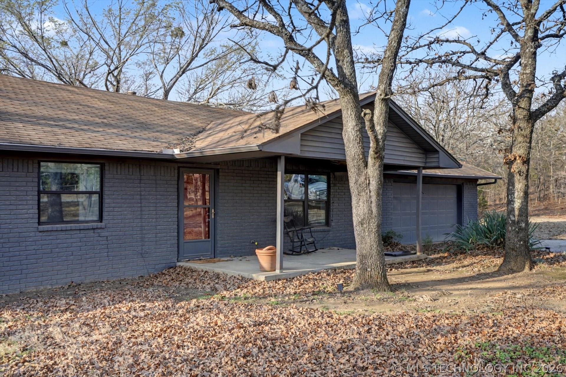 13736 W Teel Road Property Photo 2