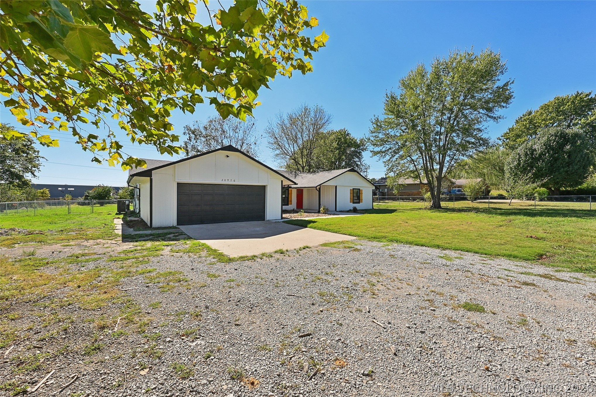 20976 E 65th Street S Property Photo 2