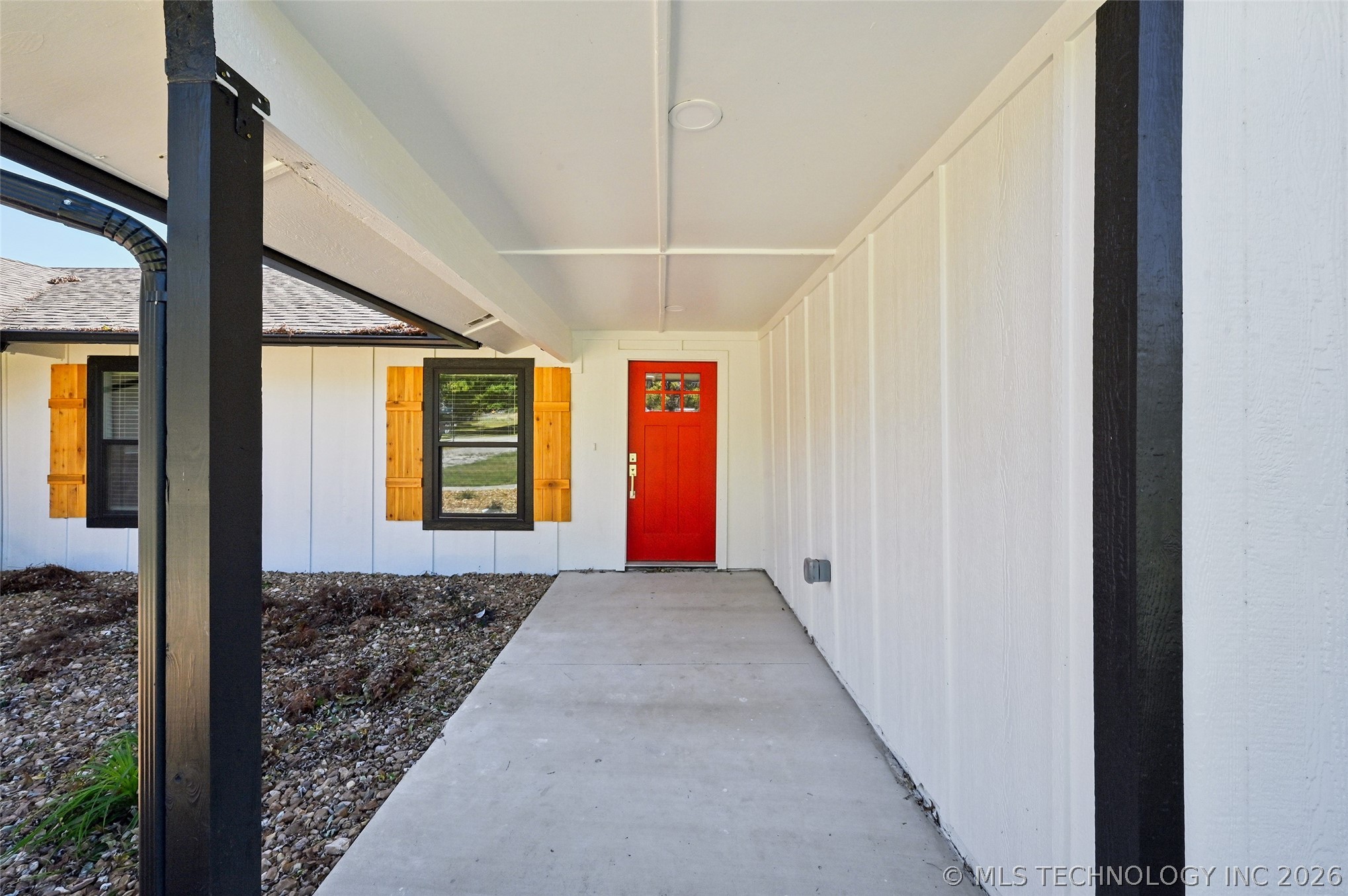 20976 E 65th Street S Property Photo 3