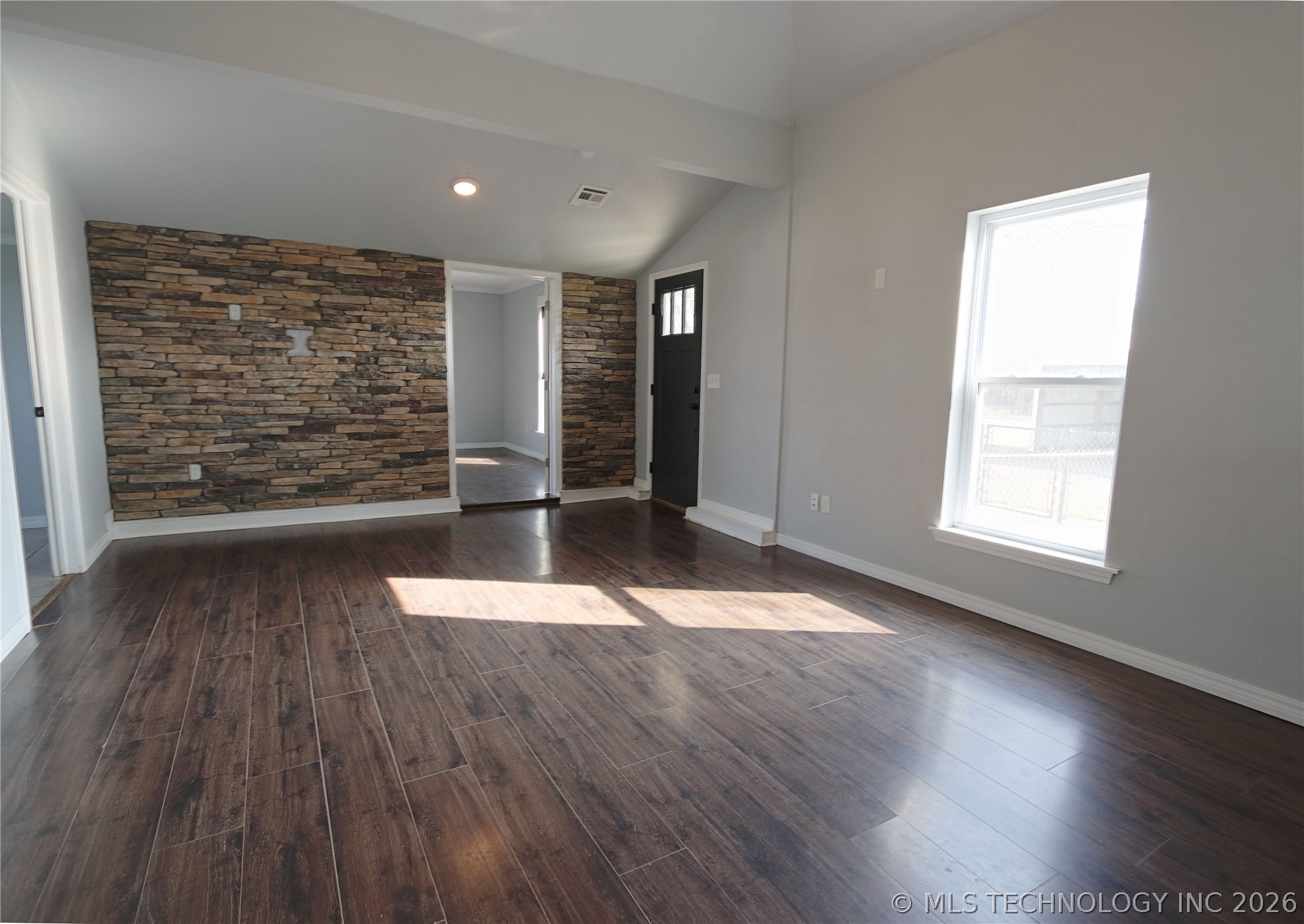 25437 E 690 Road Property Photo 6