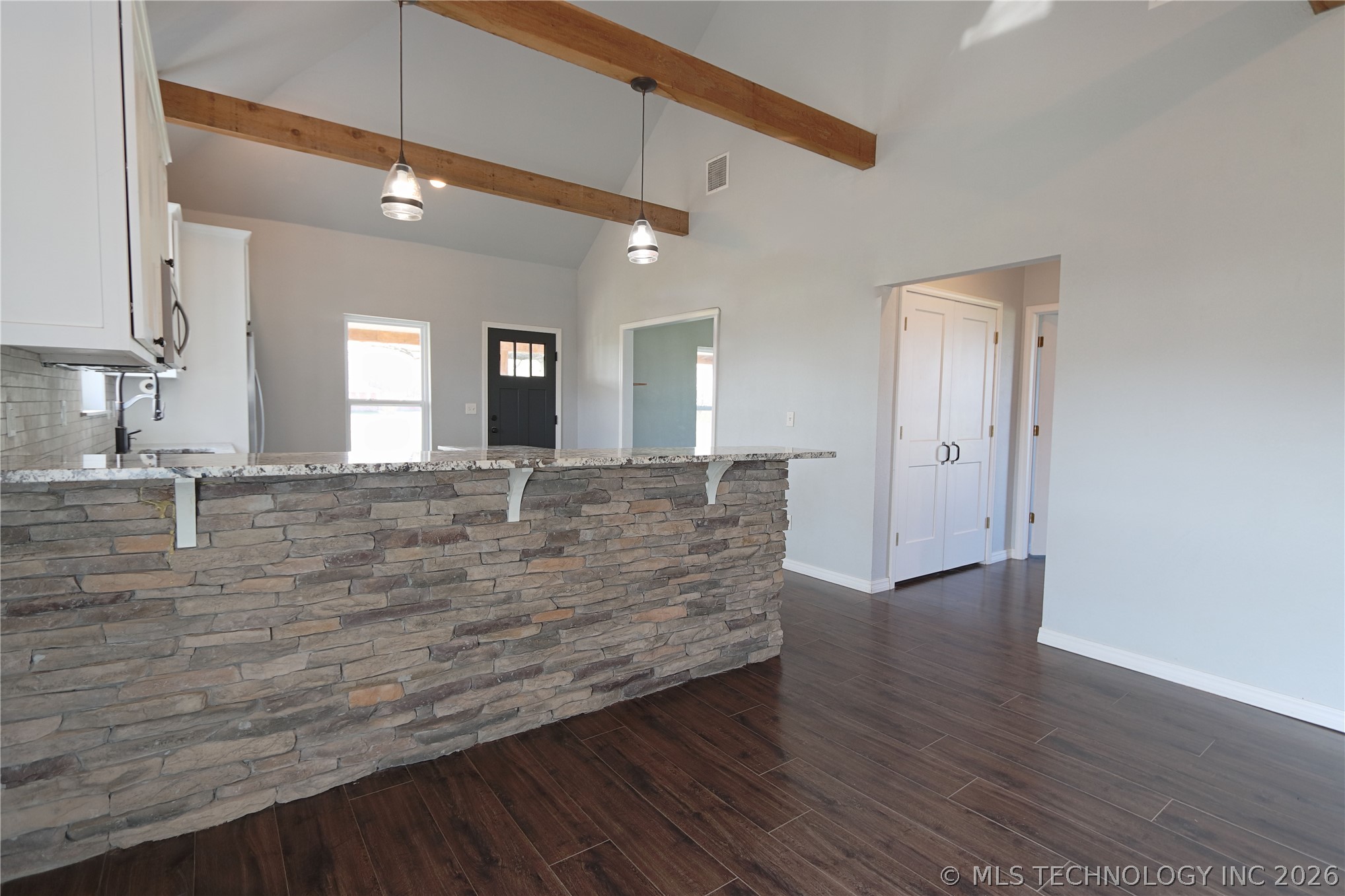 25437 E 690 Road Property Photo 7