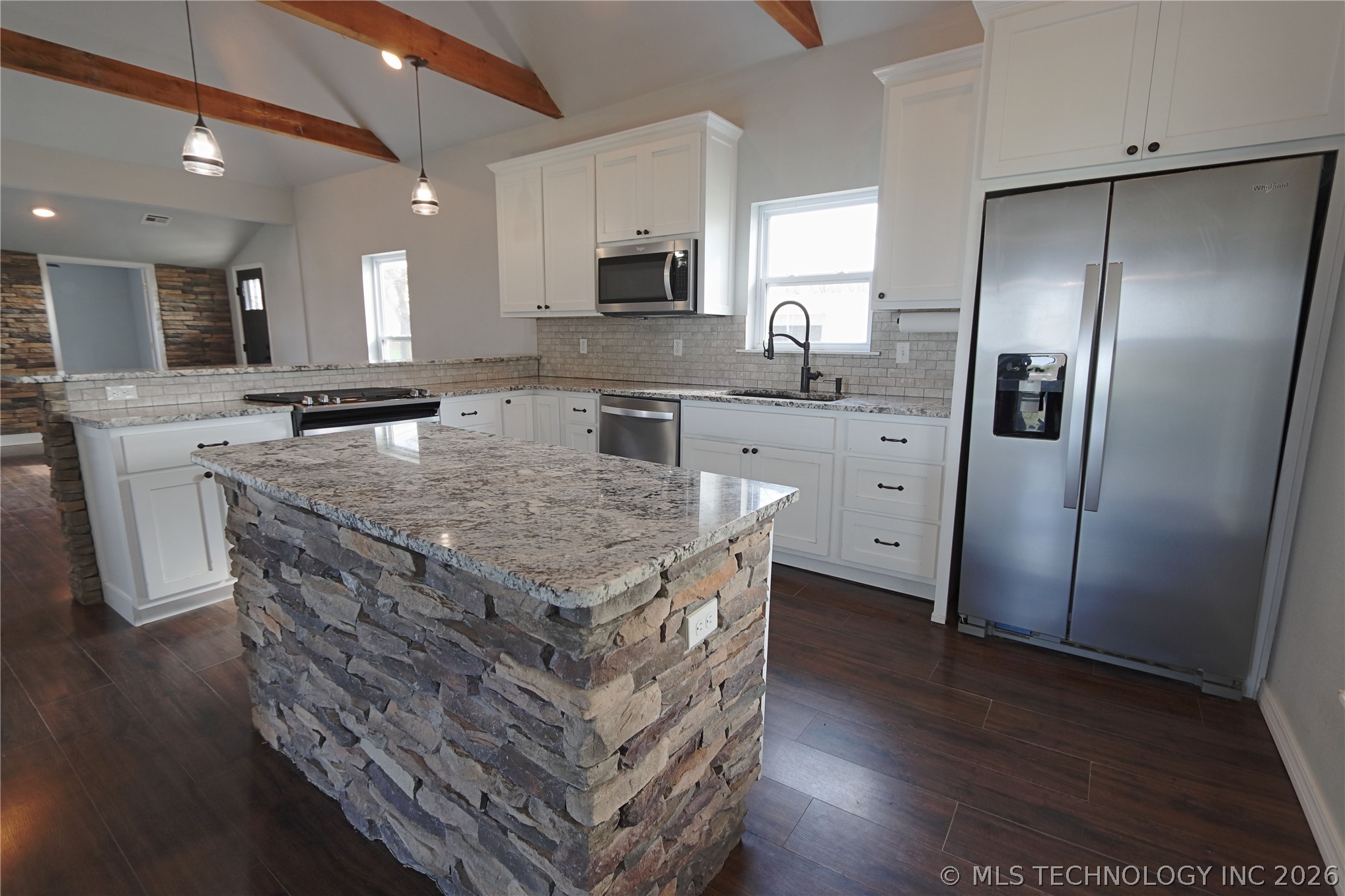25437 E 690 Road Property Photo 8