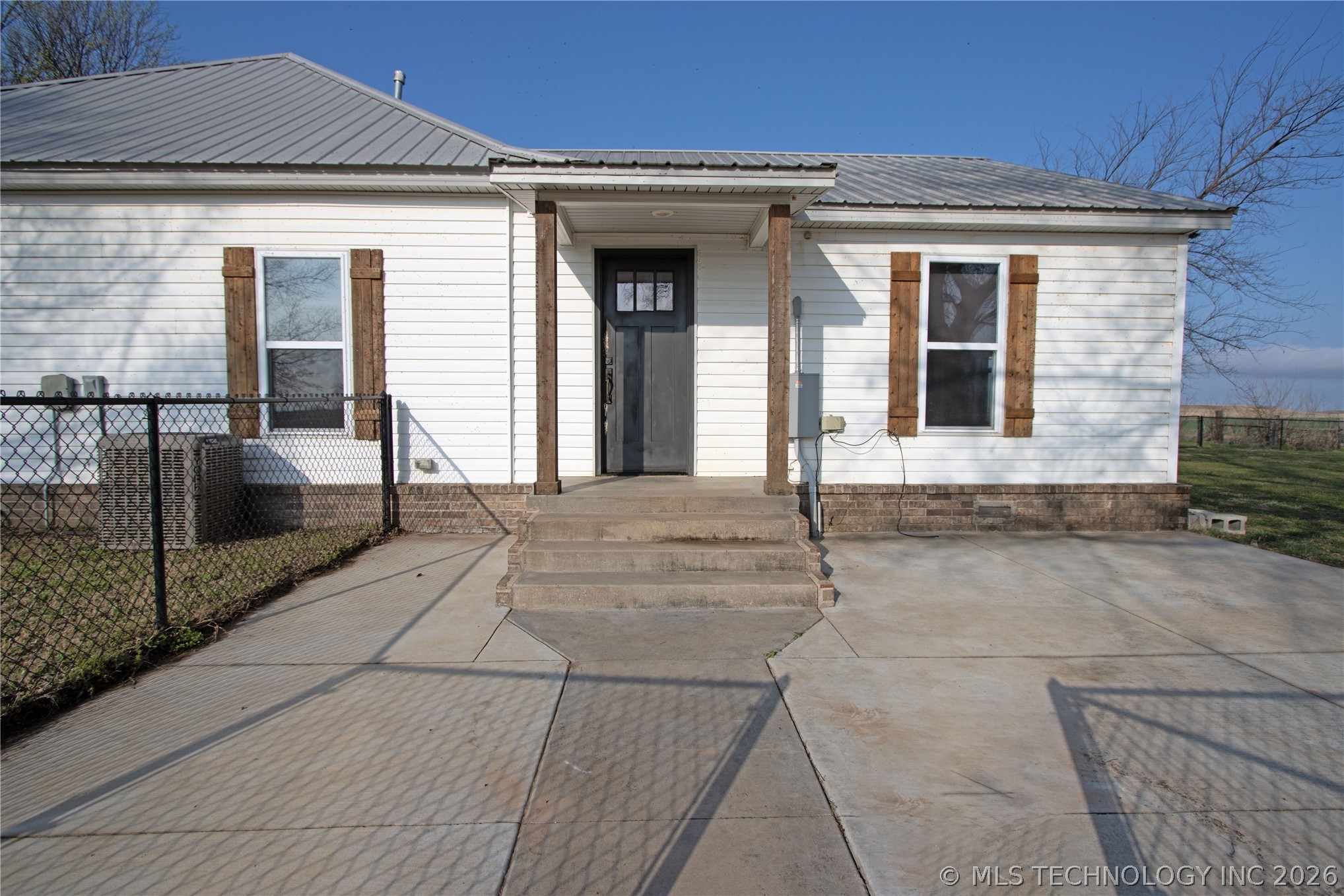 25437 E 690 Road Property Photo 21