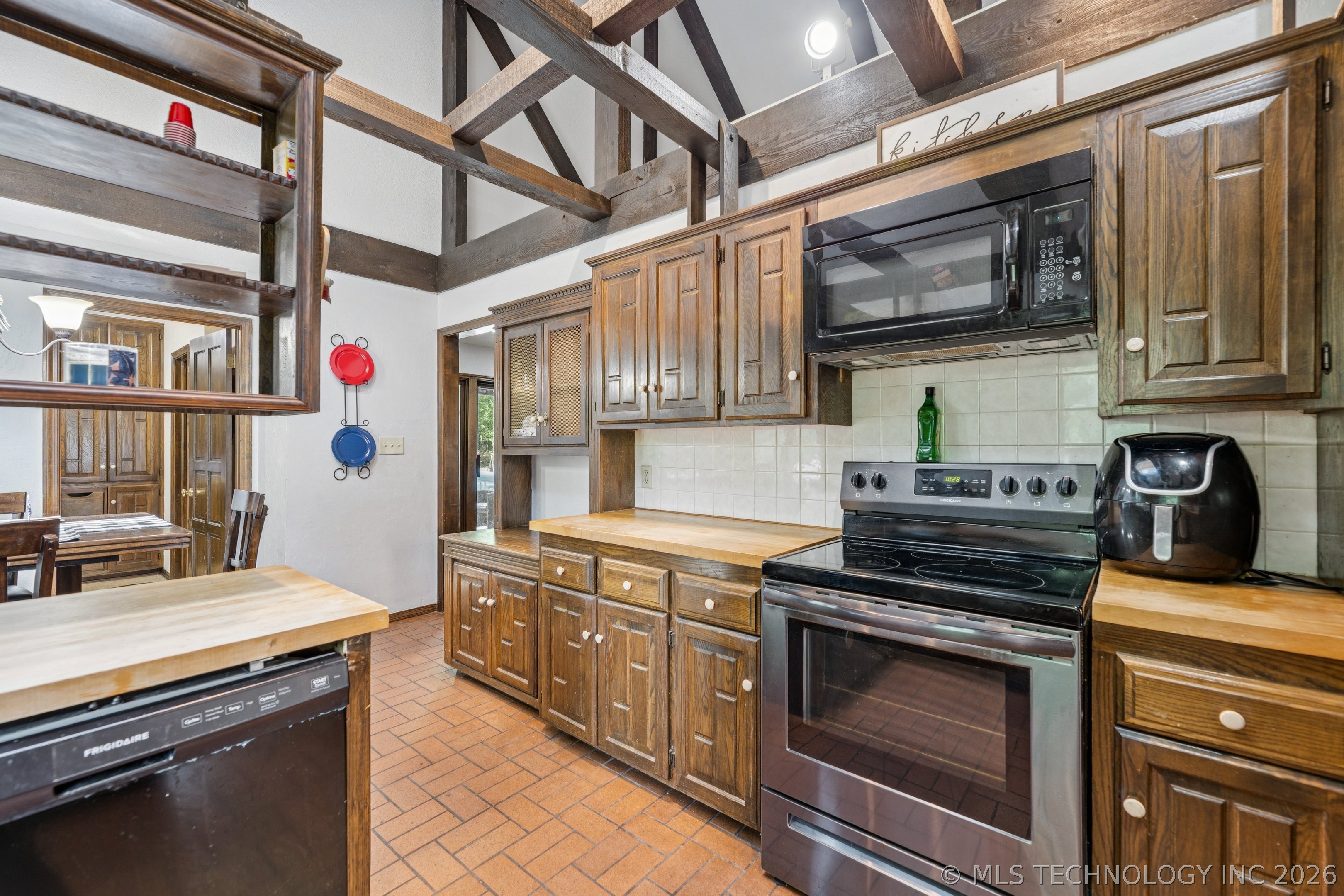 3 Beckman Road Property Photo 12