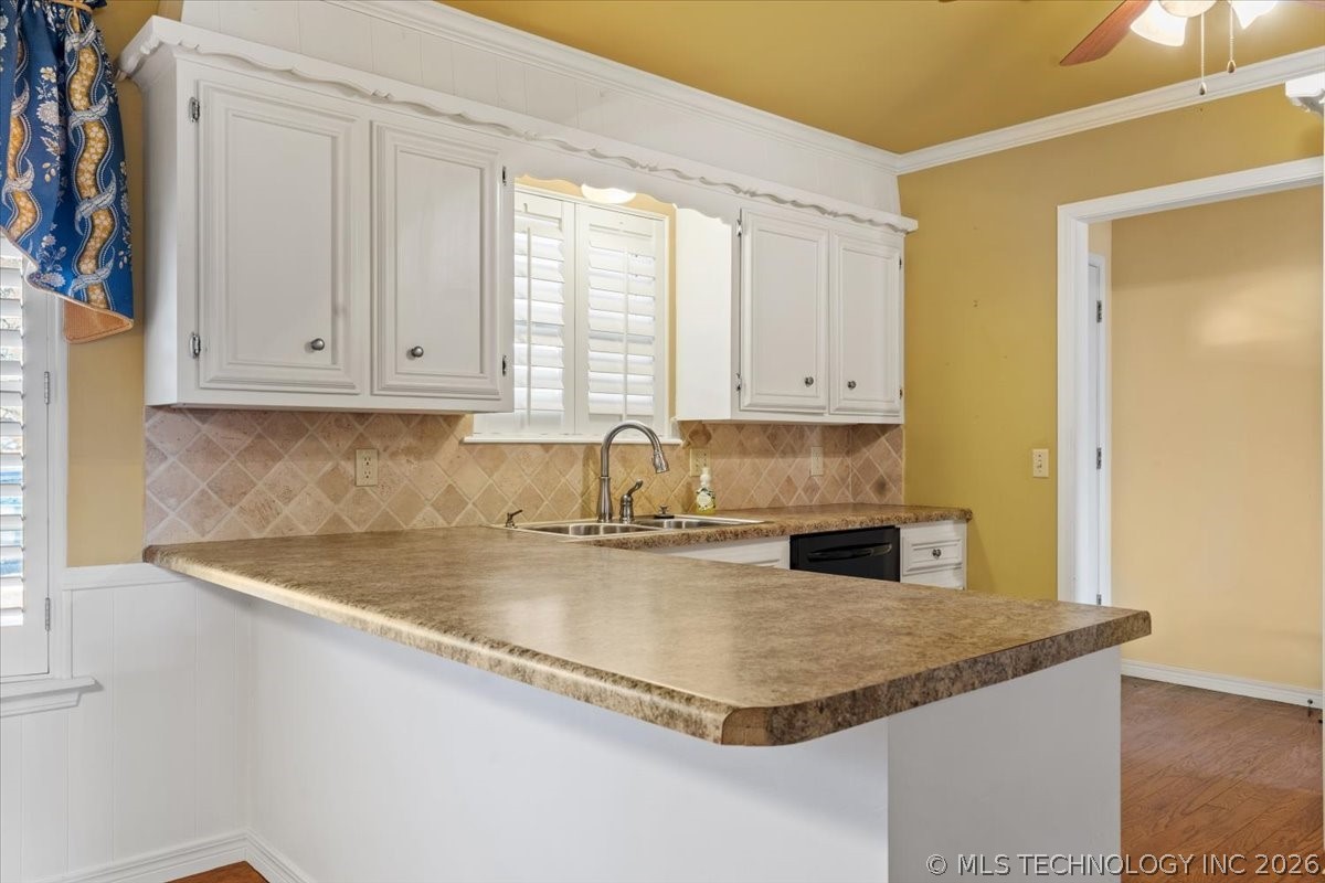 7705 S Park Avenue Property Photo 10