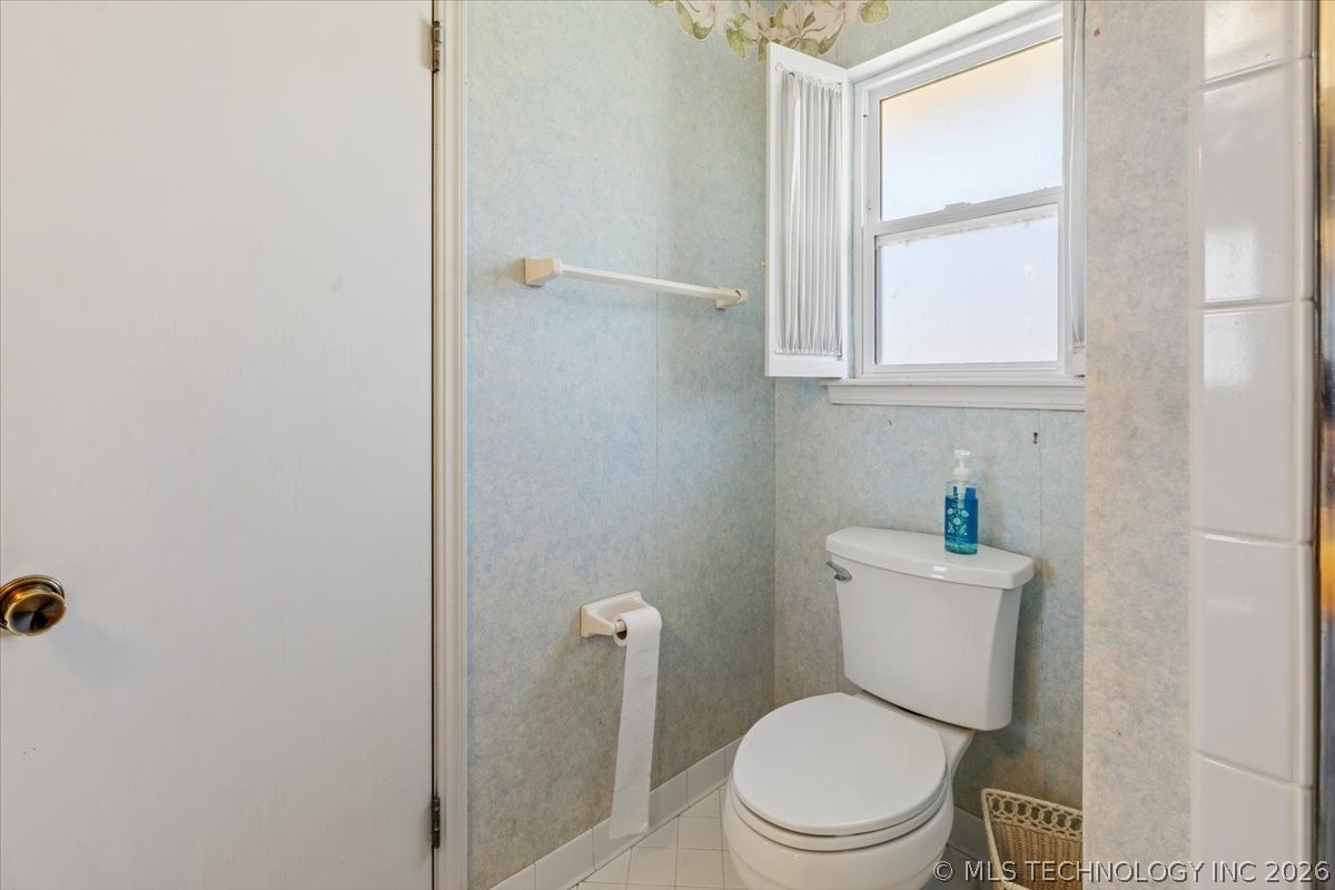 7705 S Park Avenue Property Photo 16