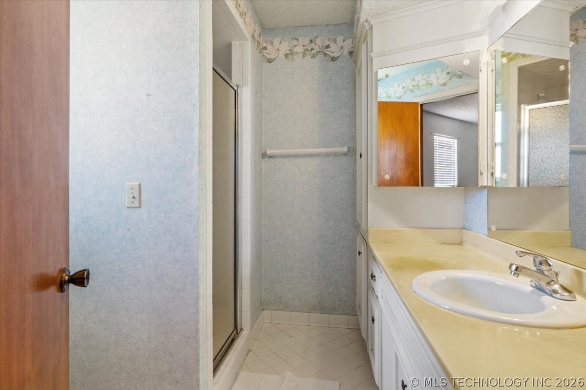 7705 S Park Avenue Property Photo 17