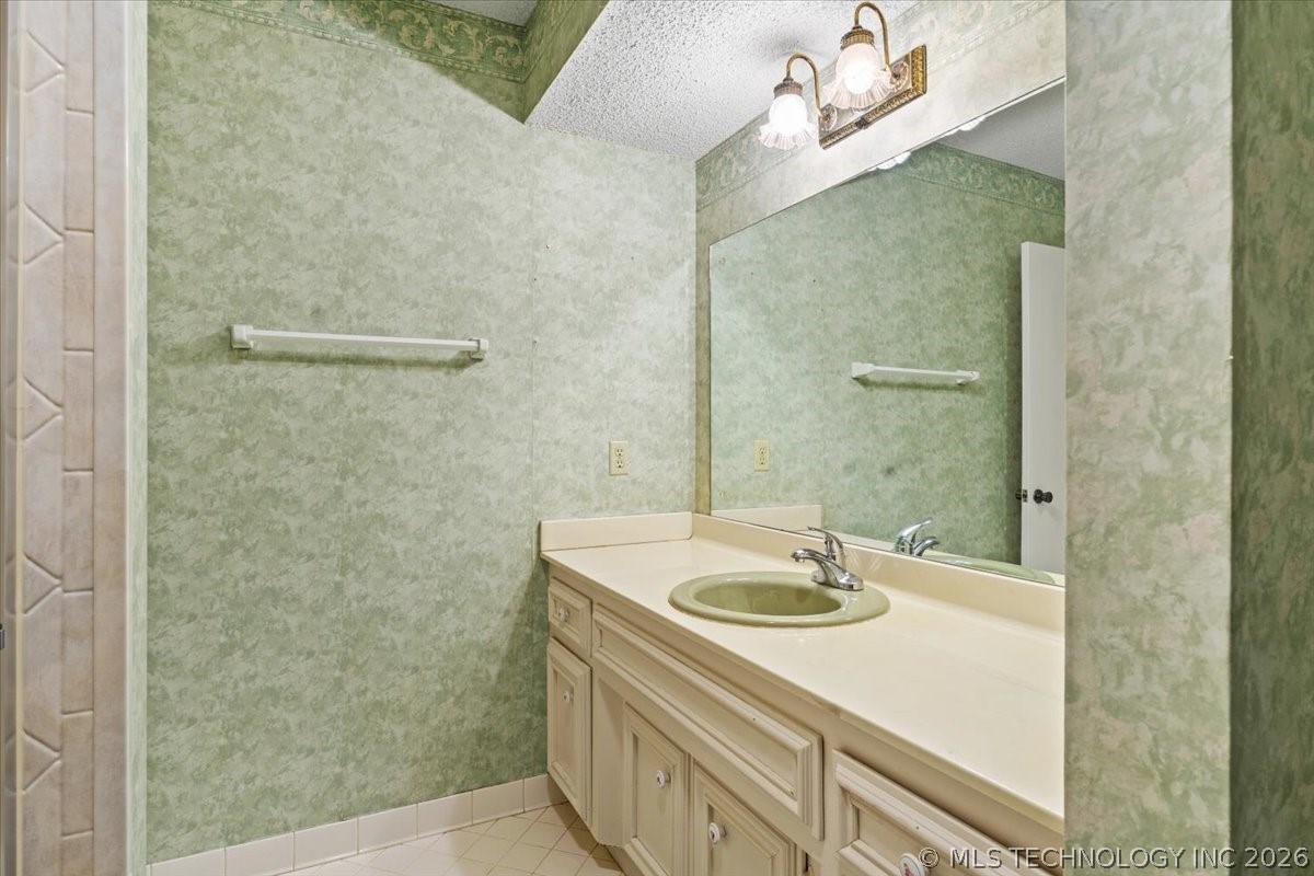 7705 S Park Avenue Property Photo 21