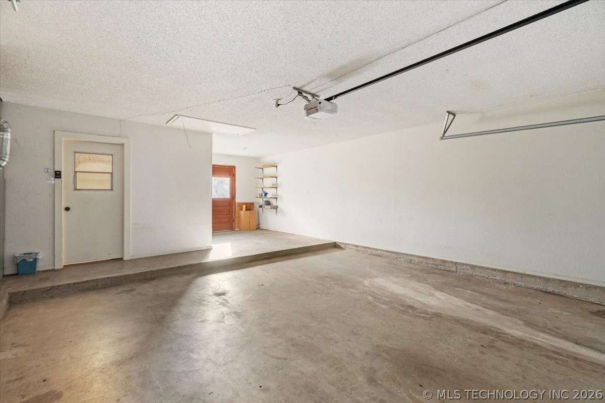 7705 S Park Avenue Property Photo 26