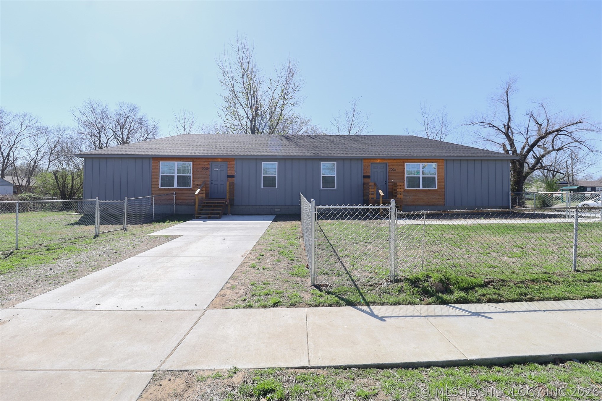 708 E 46th Street N Property Photo 1