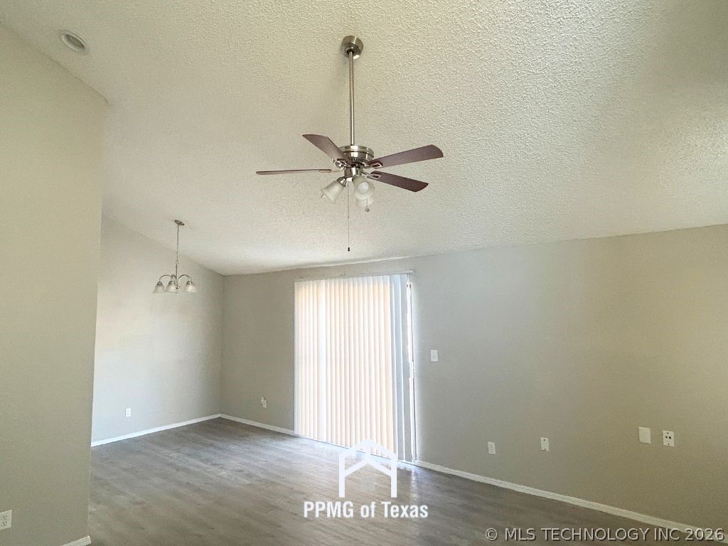 12909 E 28th Place Property Photo 13
