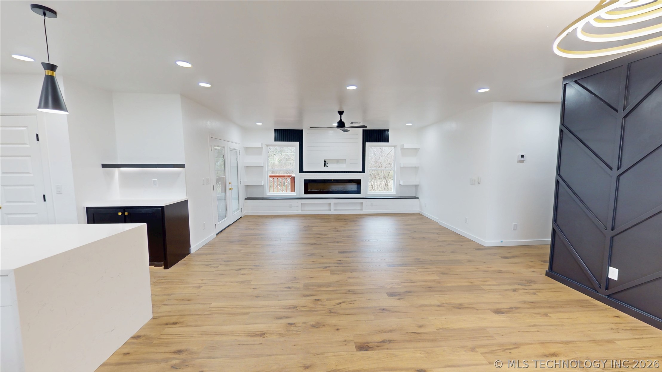 2923 Ahloso Property Photo 3