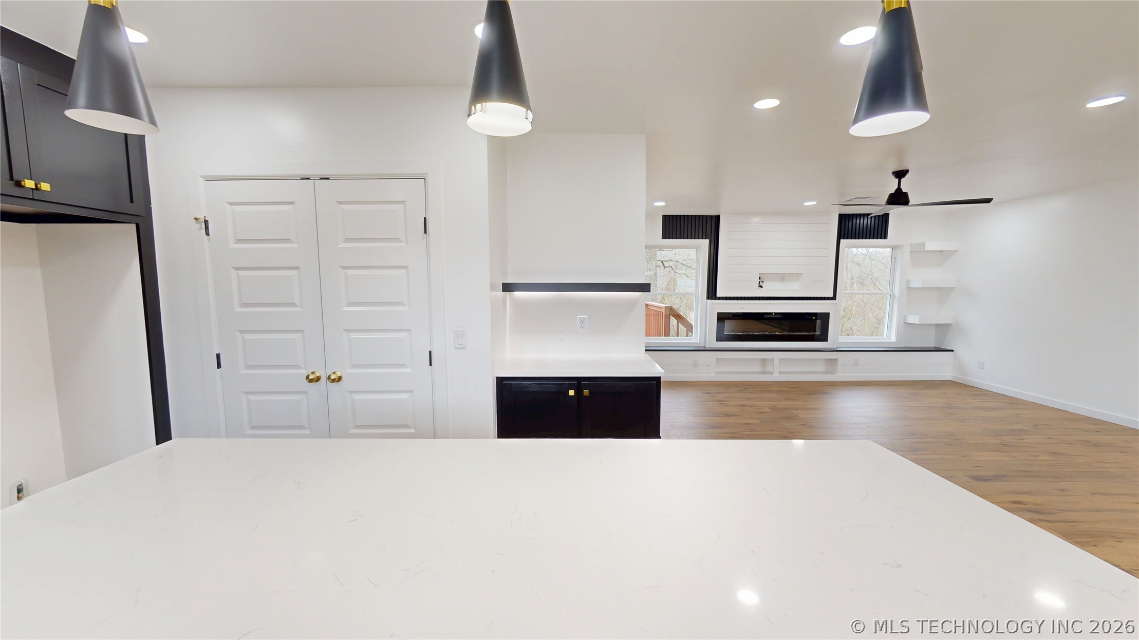 2923 Ahloso Property Photo 10