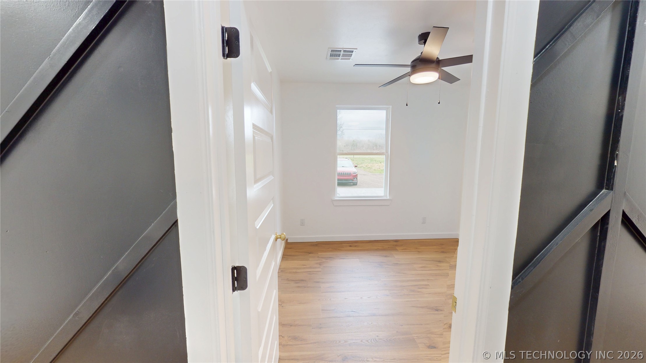 2923 Ahloso Property Photo 19