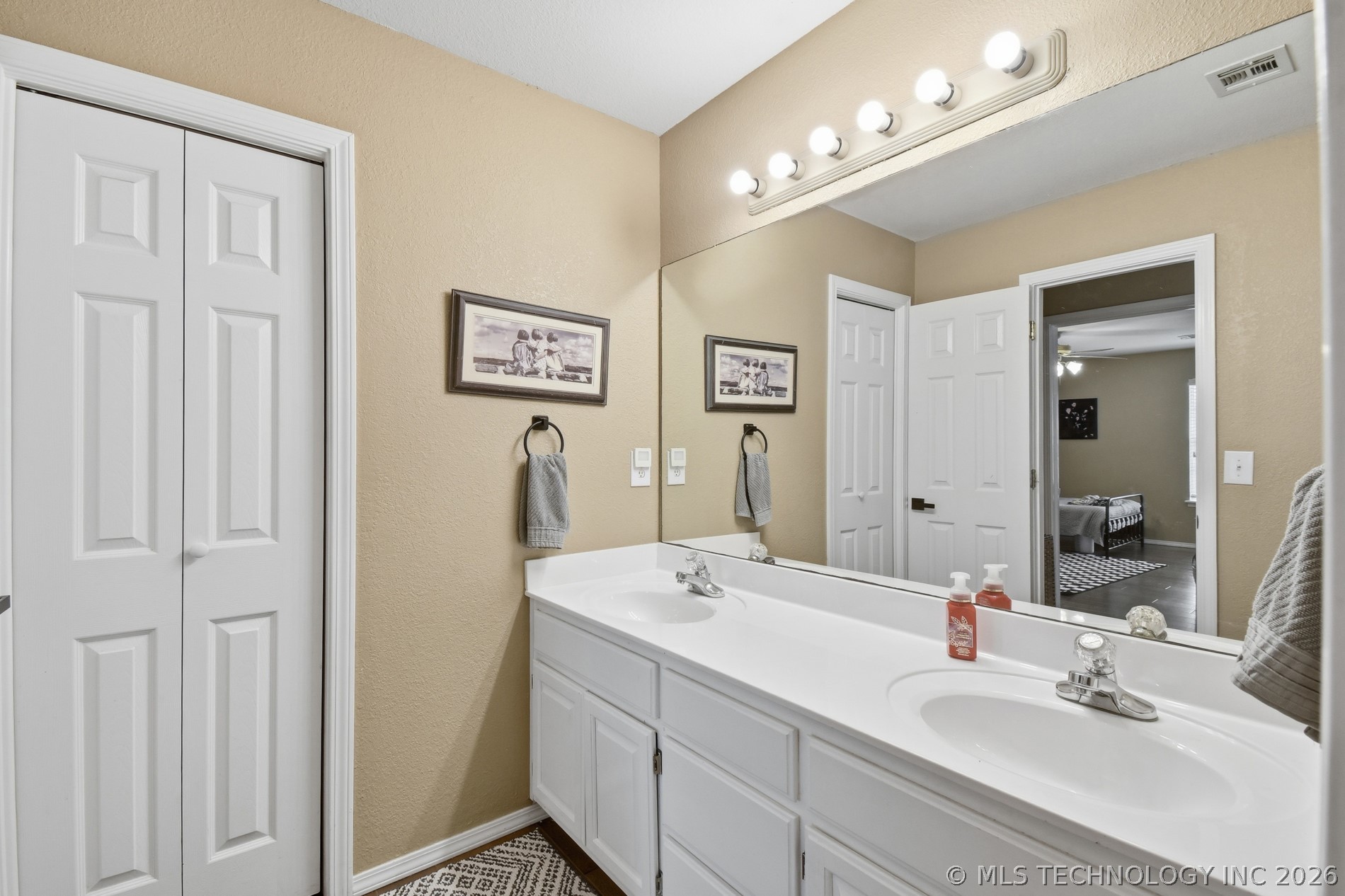 10338 E 111th Place Property Photo 35