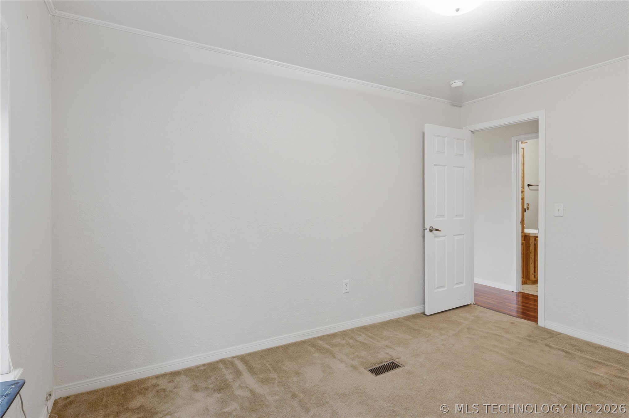 13852 S 433 Road Property Photo 16
