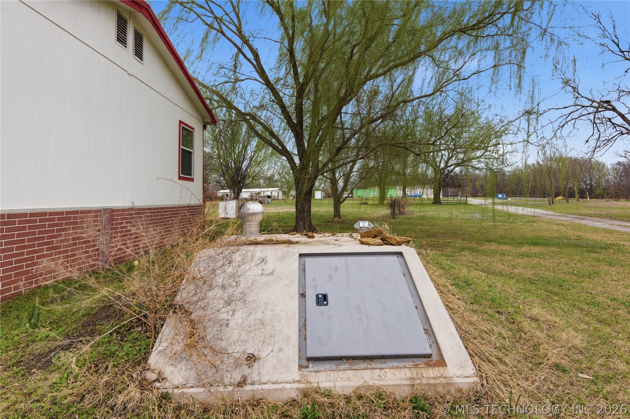 13852 S 433 Road Property Photo 25