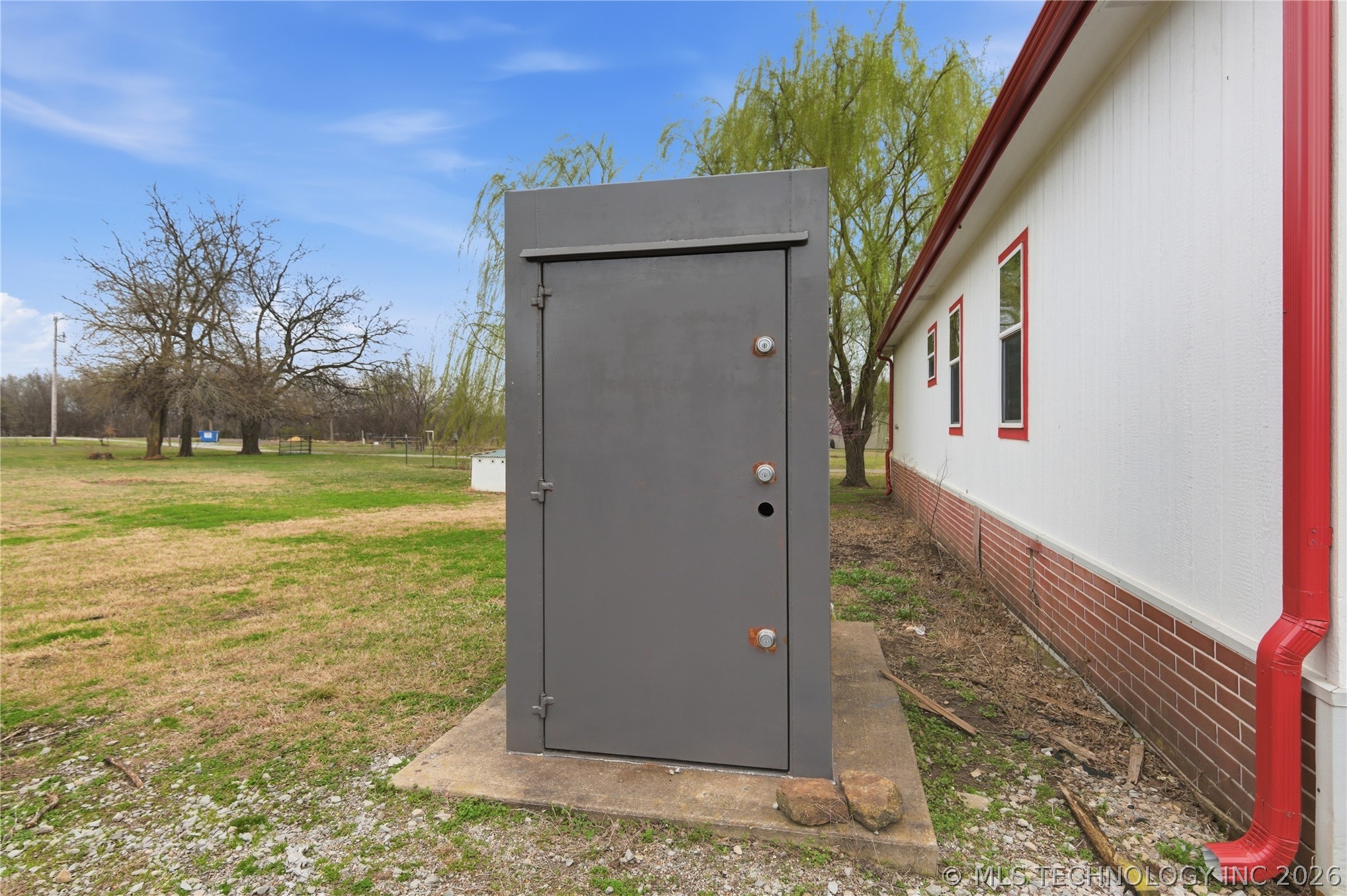 13852 S 433 Road Property Photo 29
