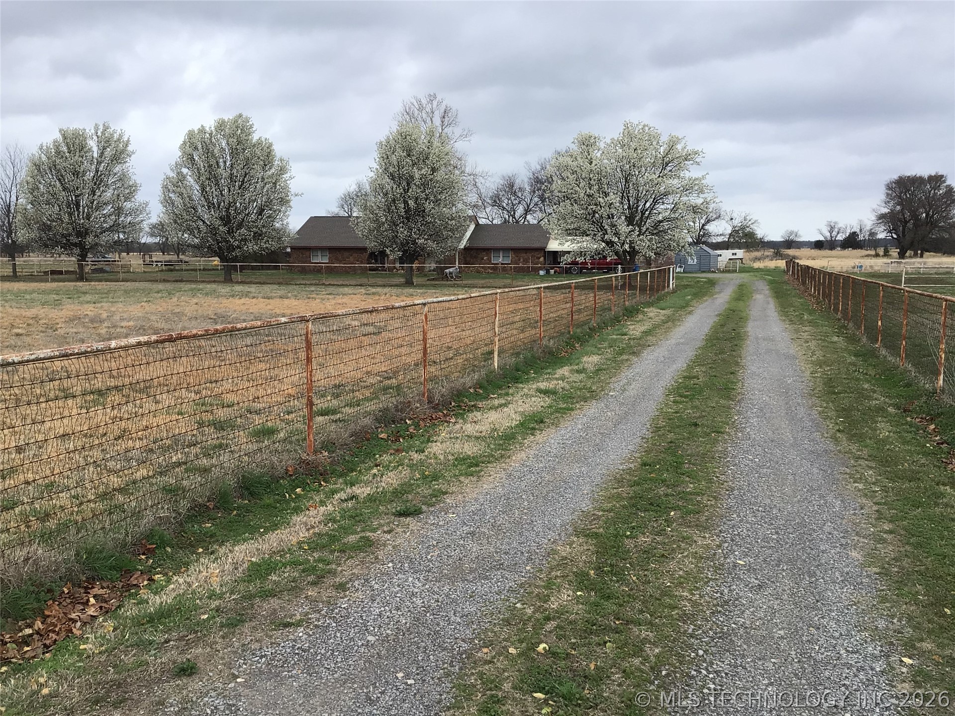 15055 E 412 Highway Property Photo 1