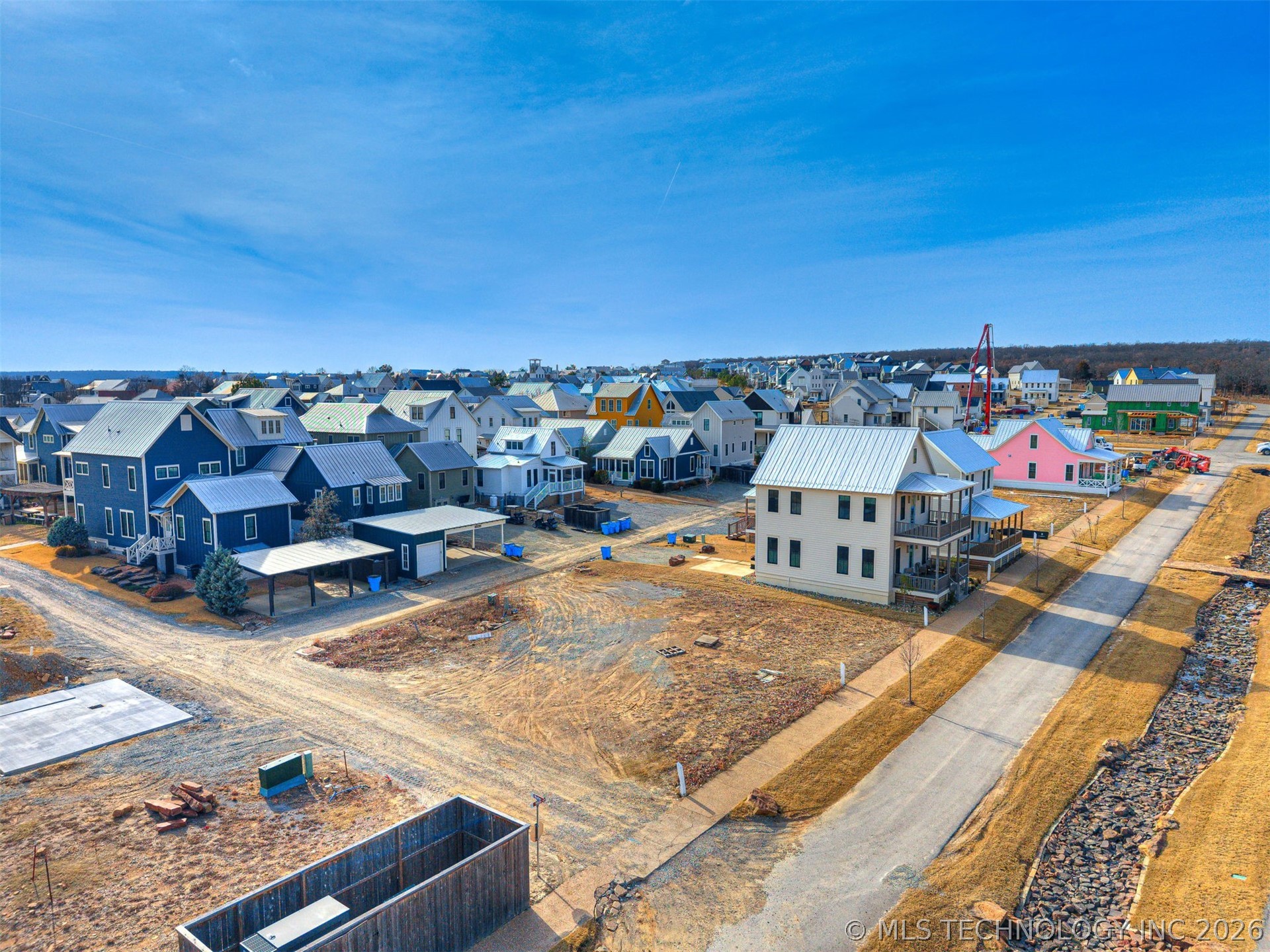 74 Boulevard Property Photo 9