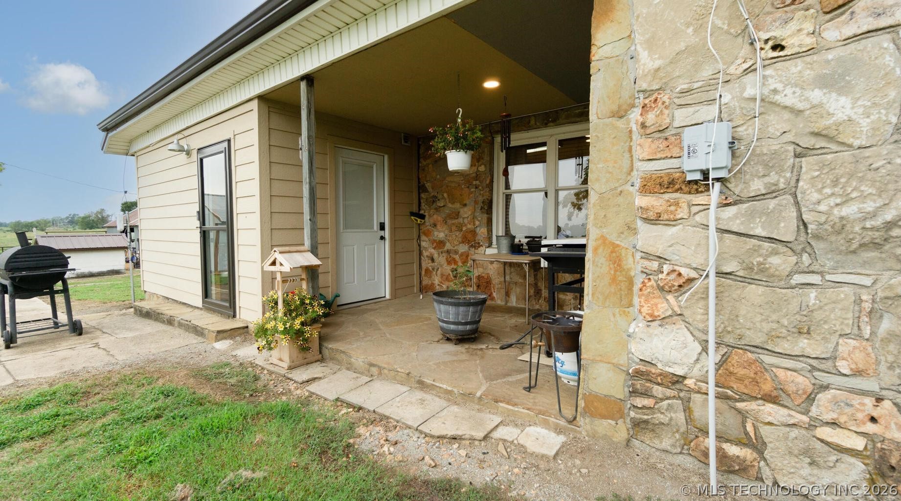 59300 E 170 Road Property Photo 5