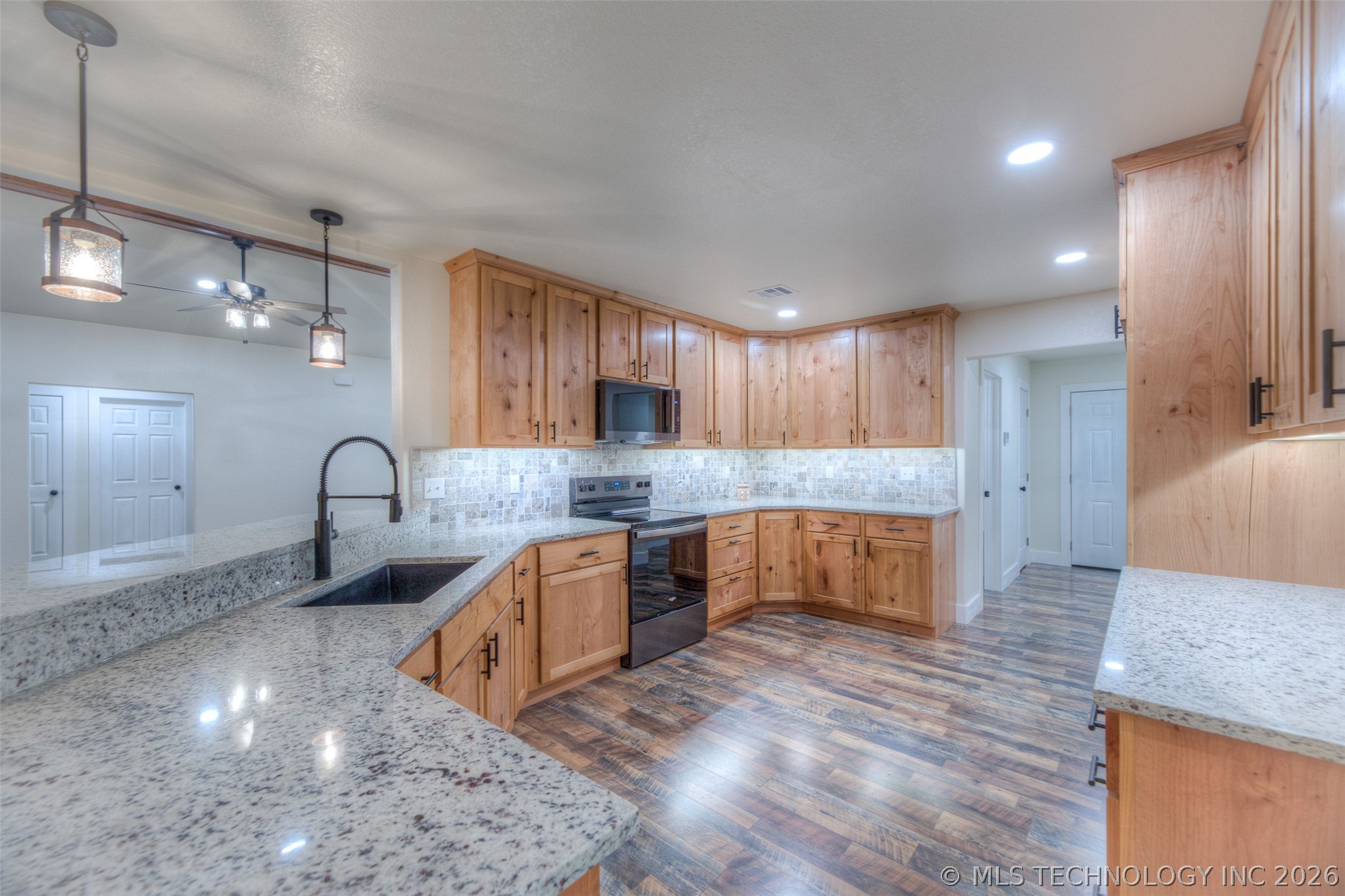 520 N Basin Road Property Photo 10