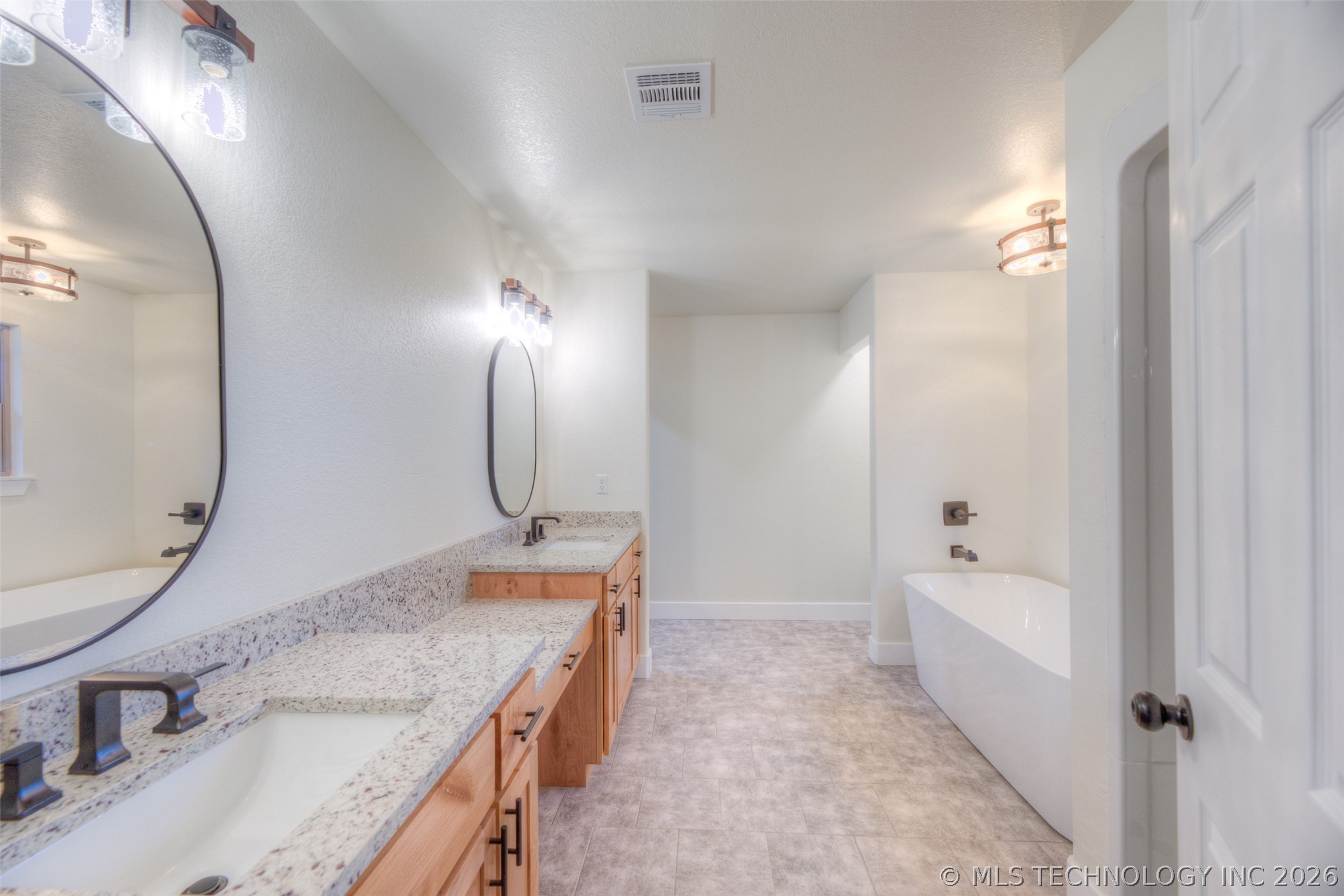 520 N Basin Road Property Photo 28