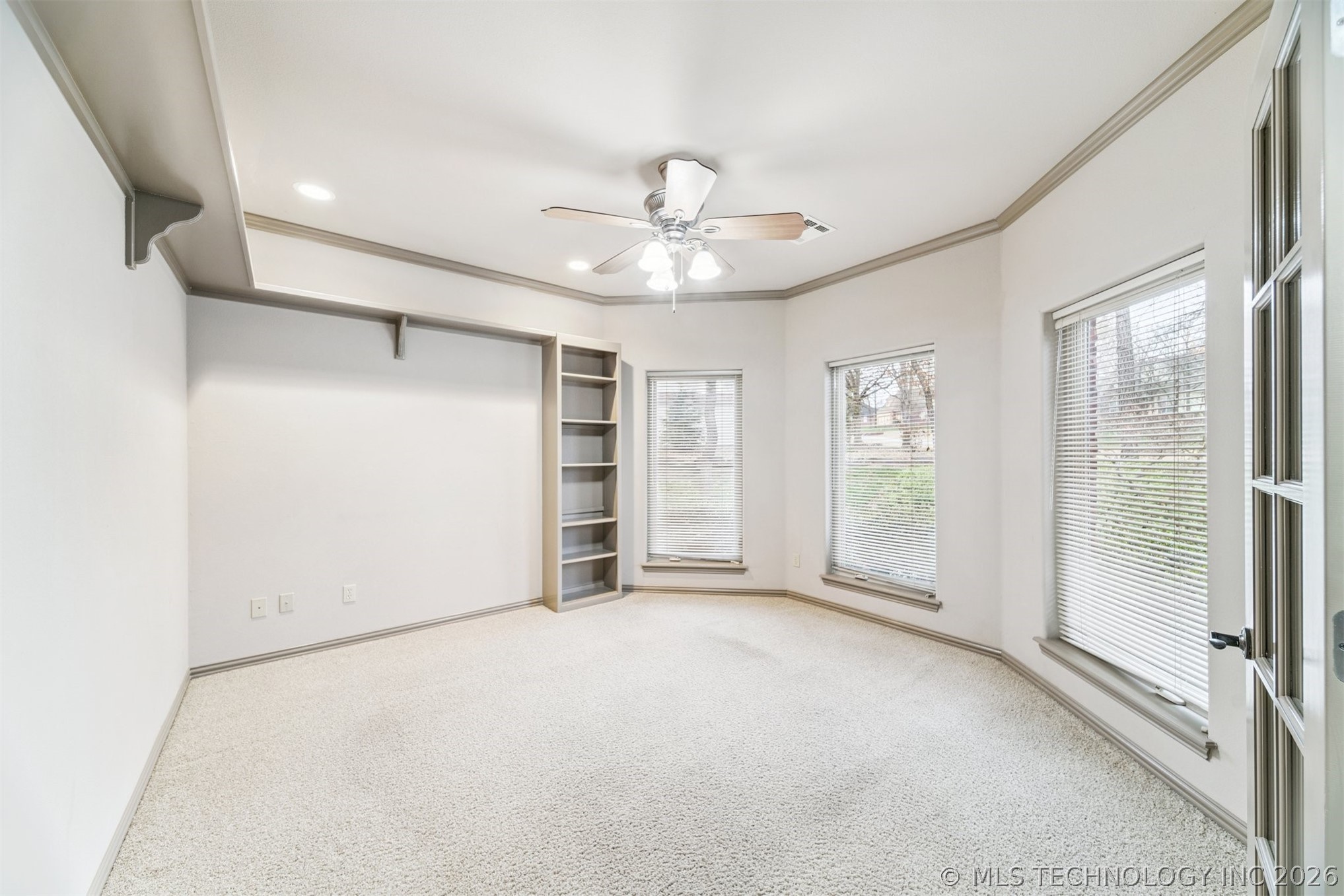 11069 S 55th Place Property Photo 7